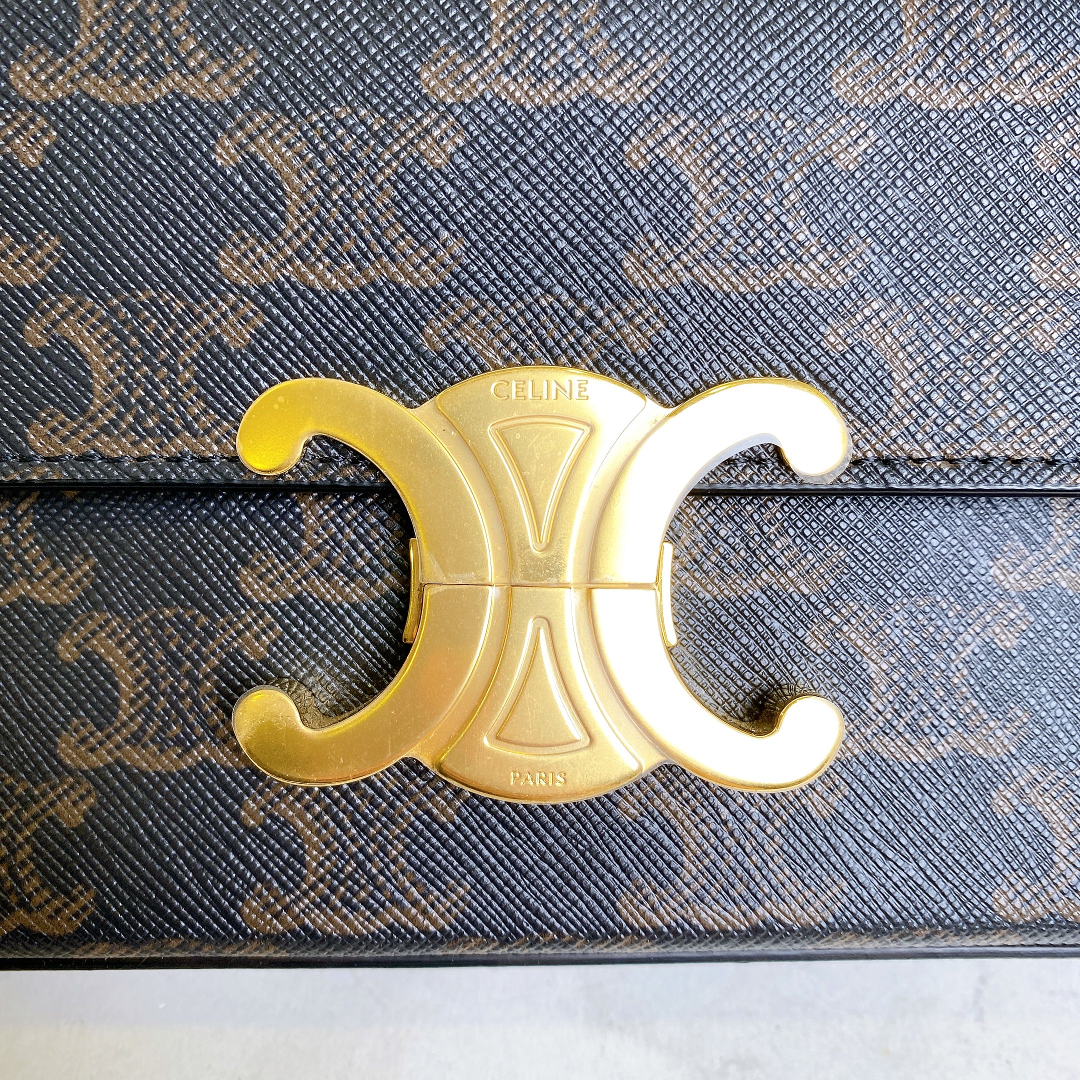 CELINE SHOULDER BAG CLAUDE IN TRIOMPHE