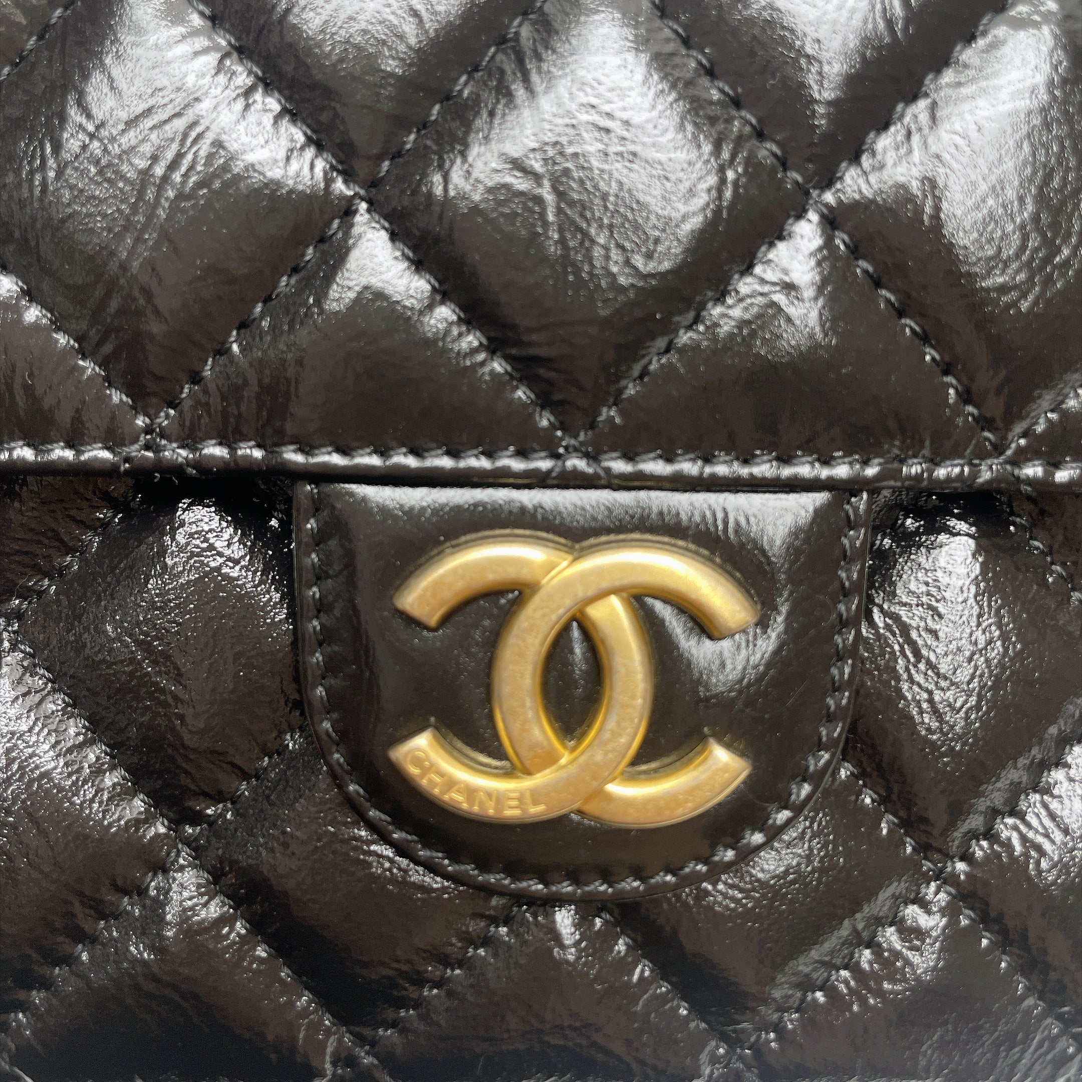 CHANEL WAVY CC HOBO SMALL