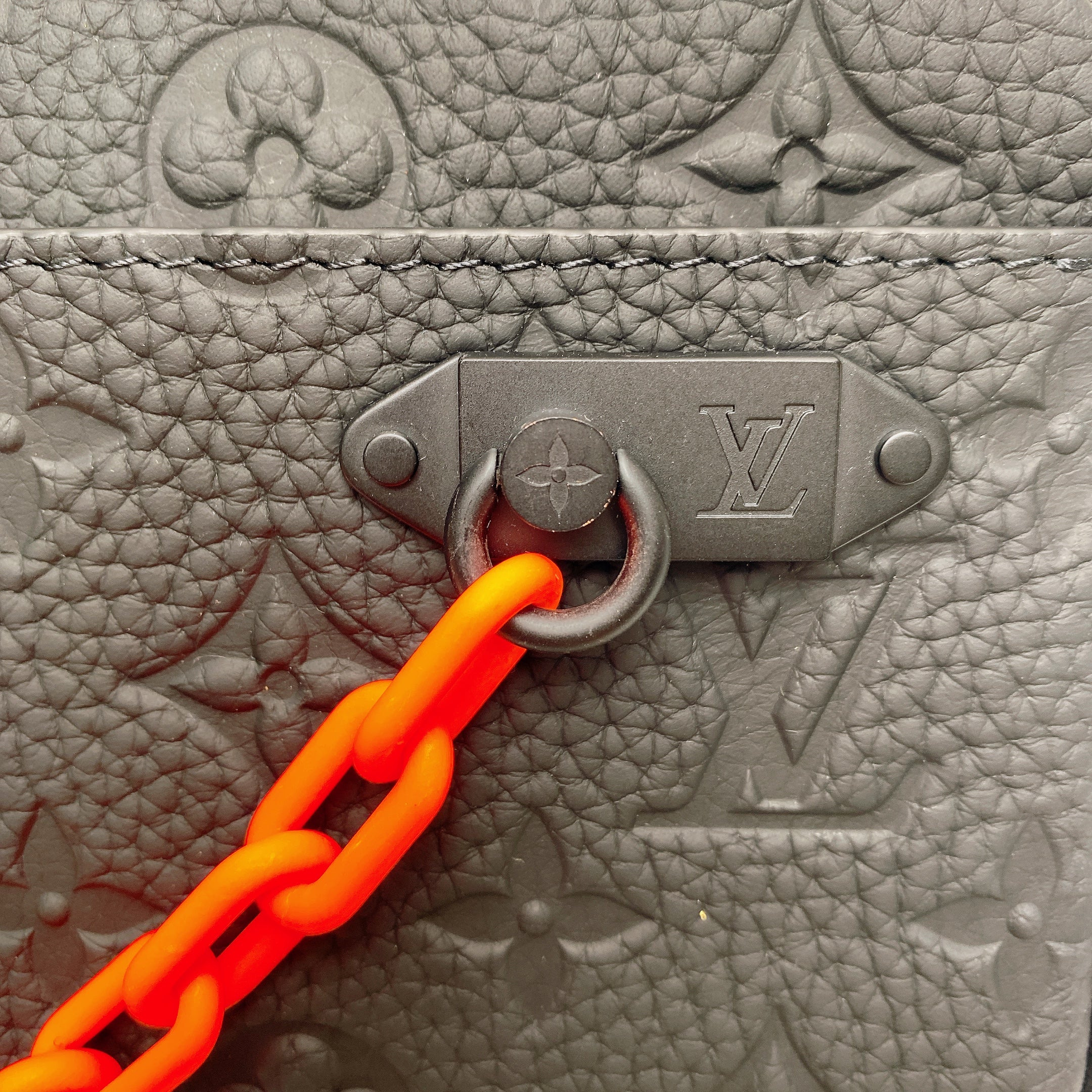 LV SOLAR RAY BELT BAG