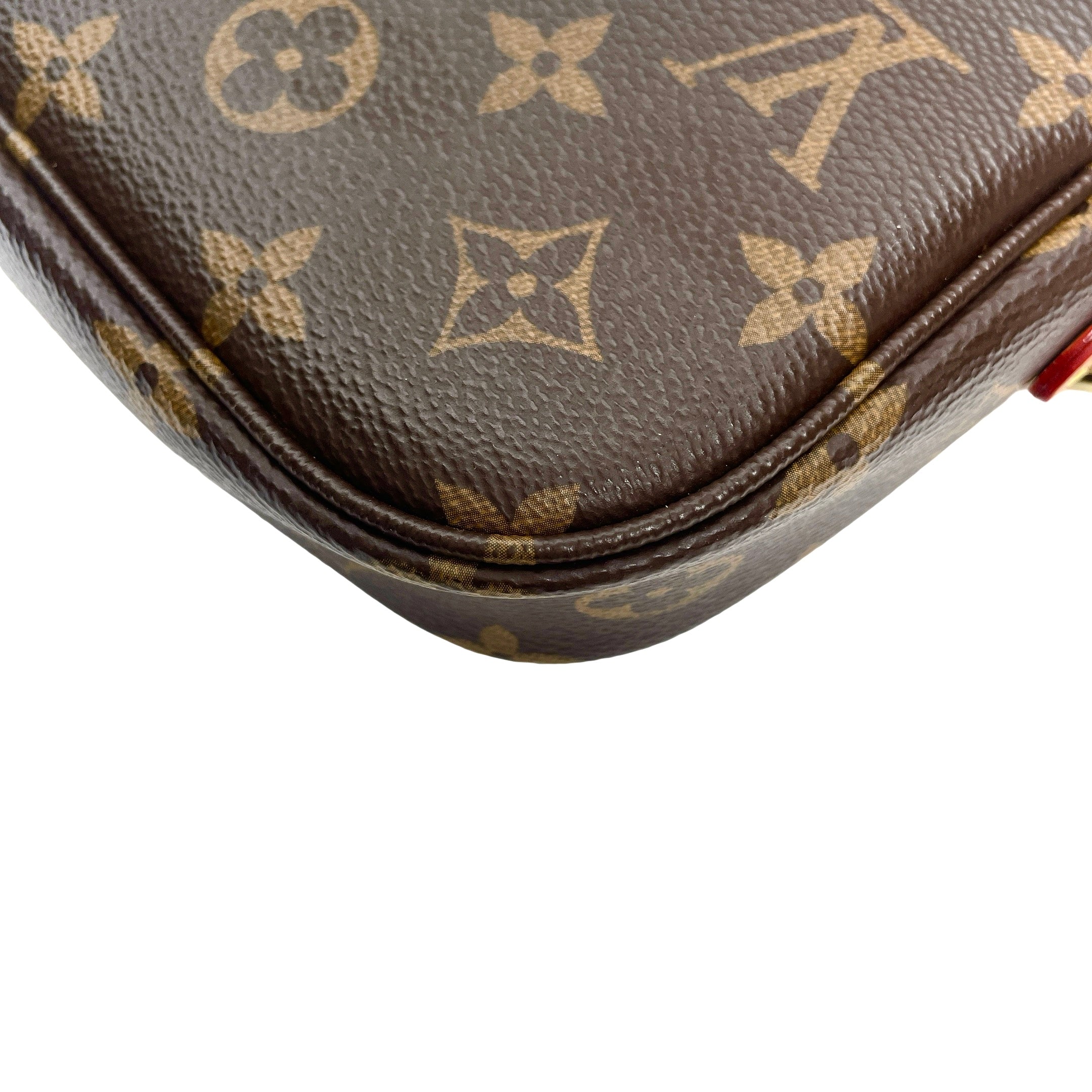 LV IVY WALLET ON CHAIN