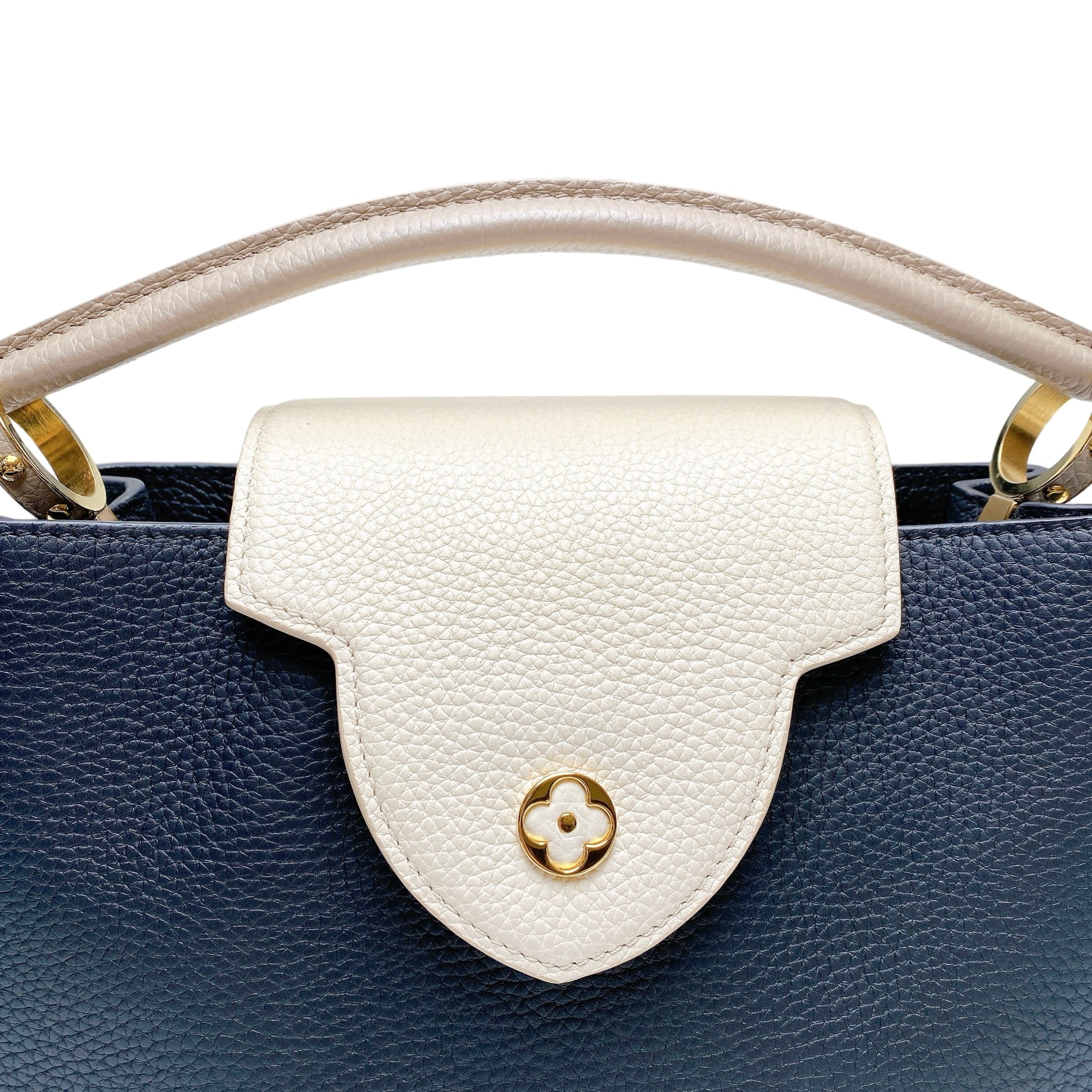 LV CAPUCINES MM