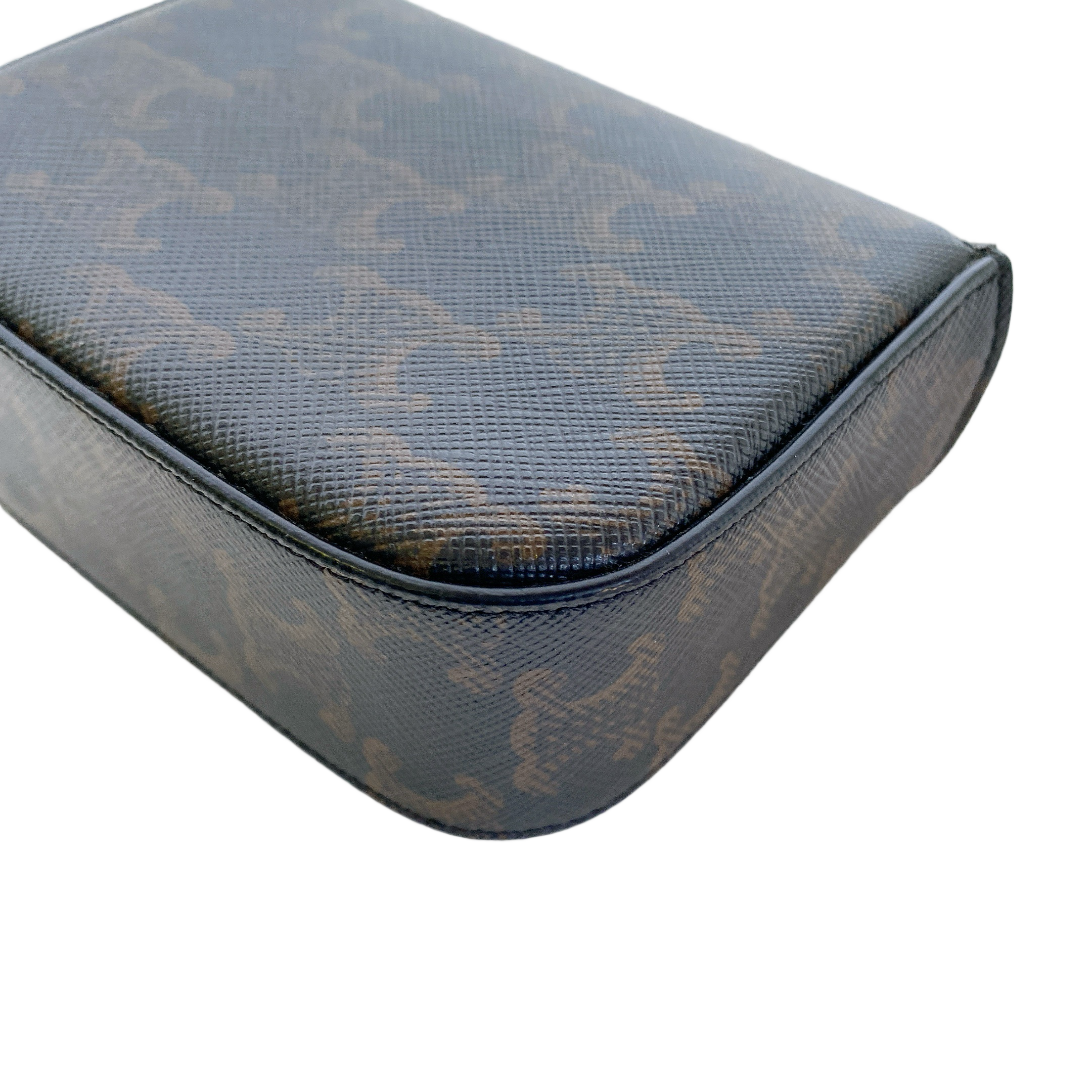 CELINE MINI CLAUDE IN TRIOMPHE