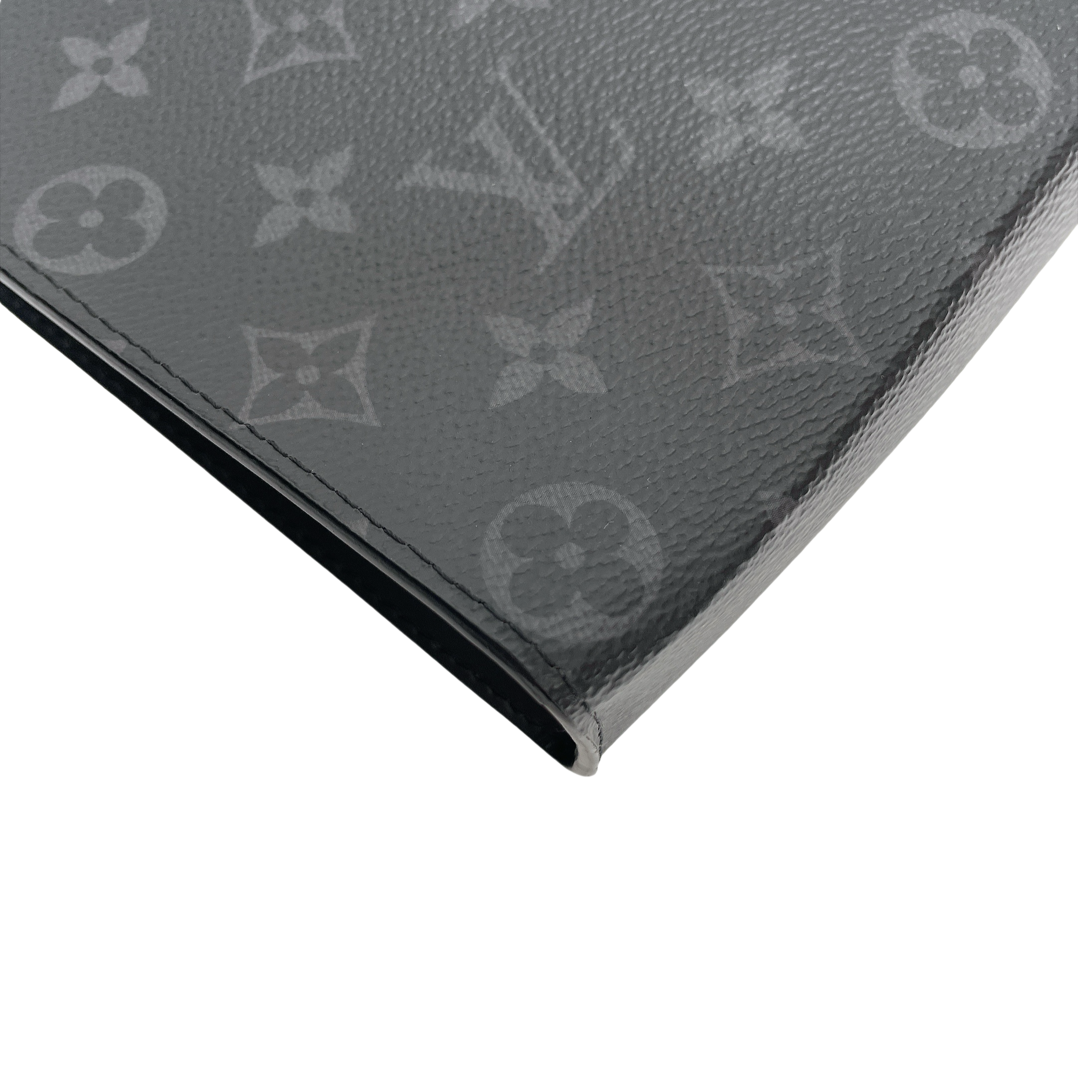 LV POCHETTE VOYAGE MM