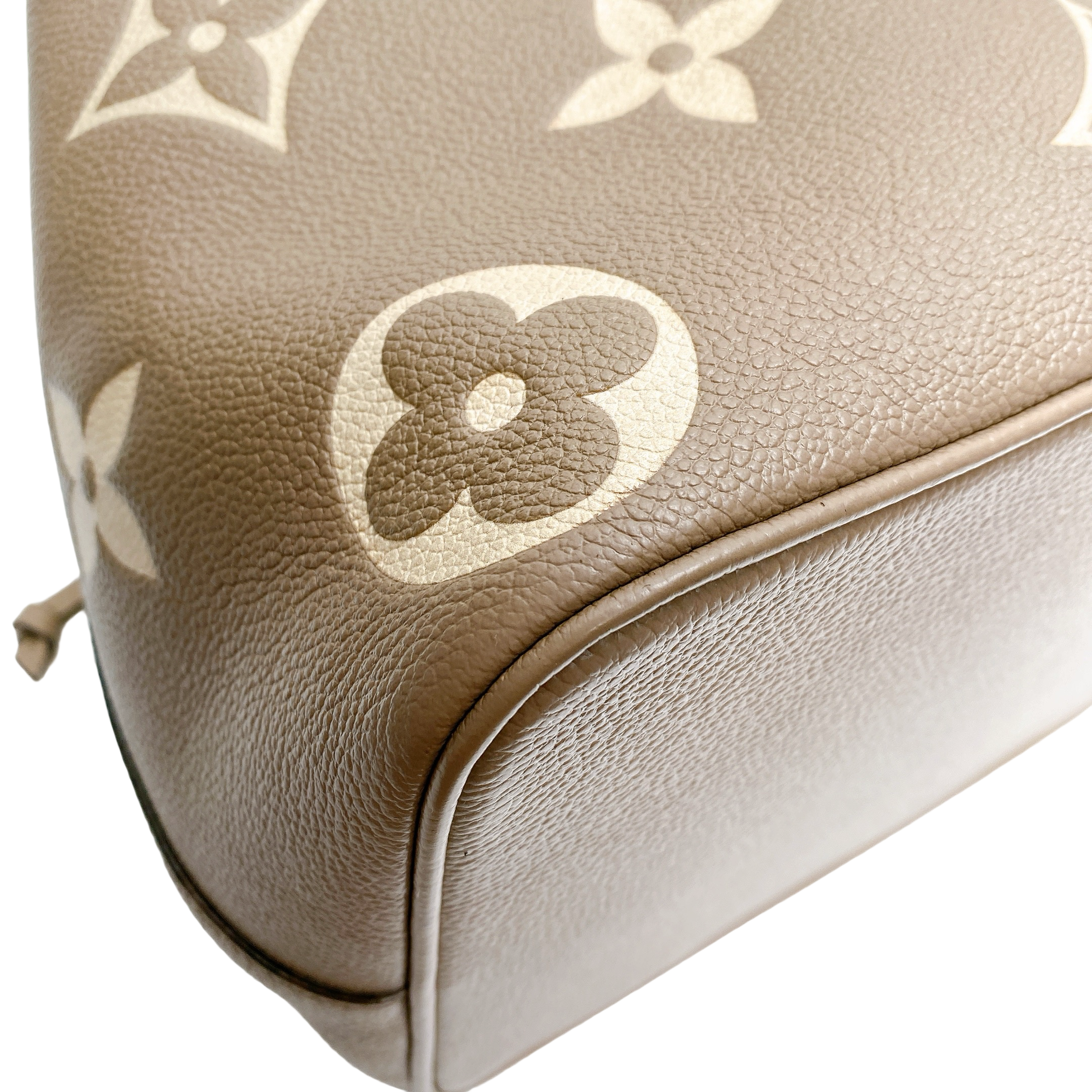 LV NEONOE MM