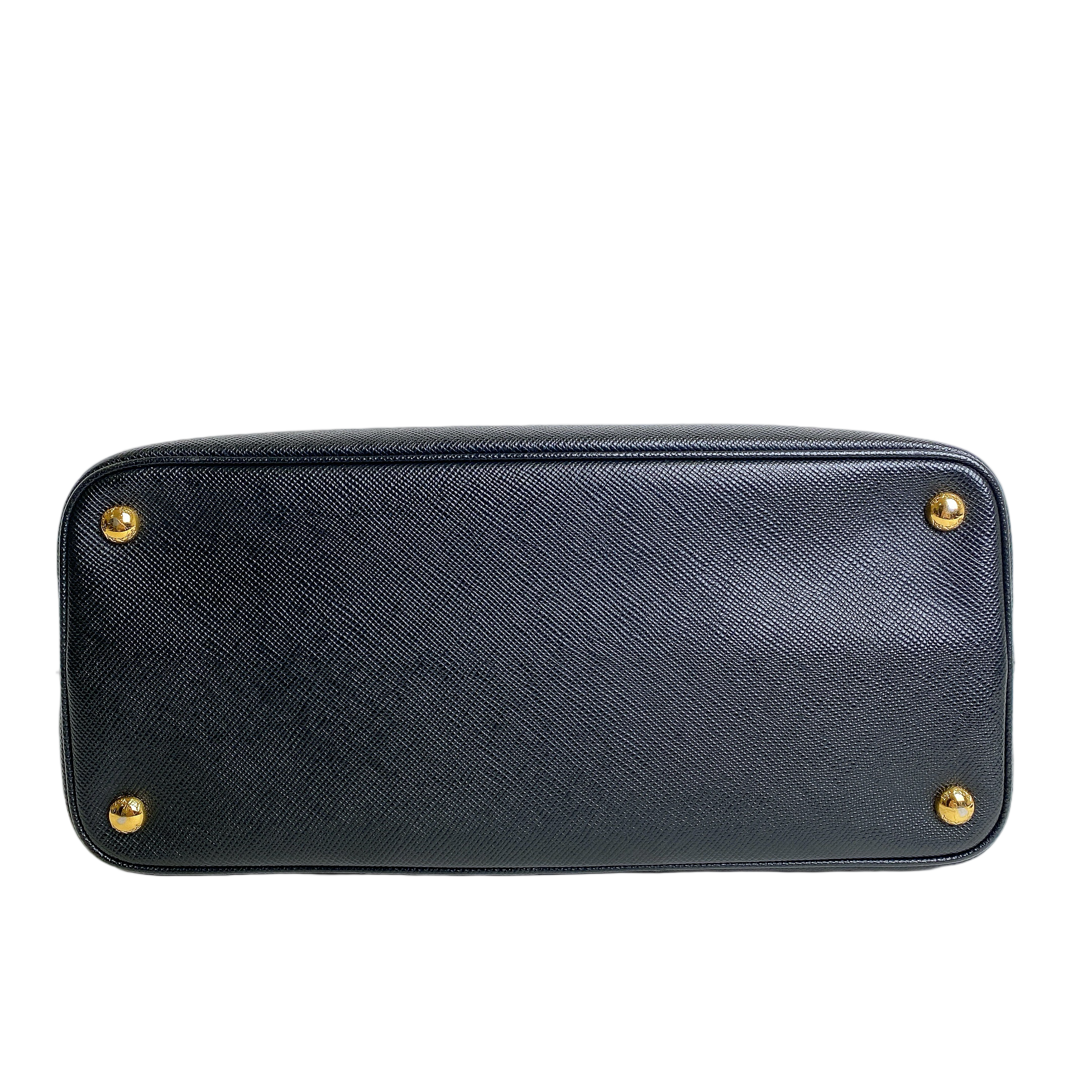 PRADA SAFFIANO CUIR IN BLACK