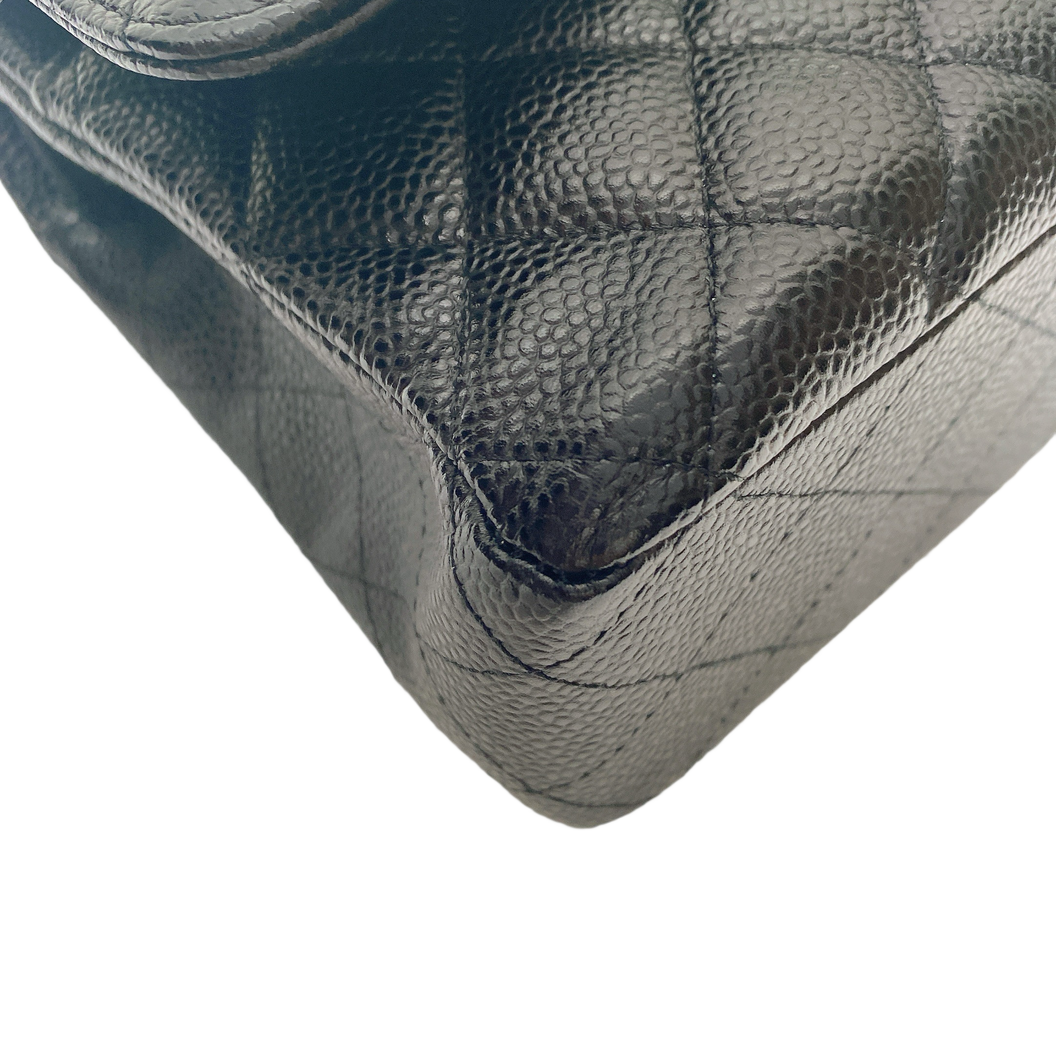 CHANEL CF MEDIUM IN CAVIAR