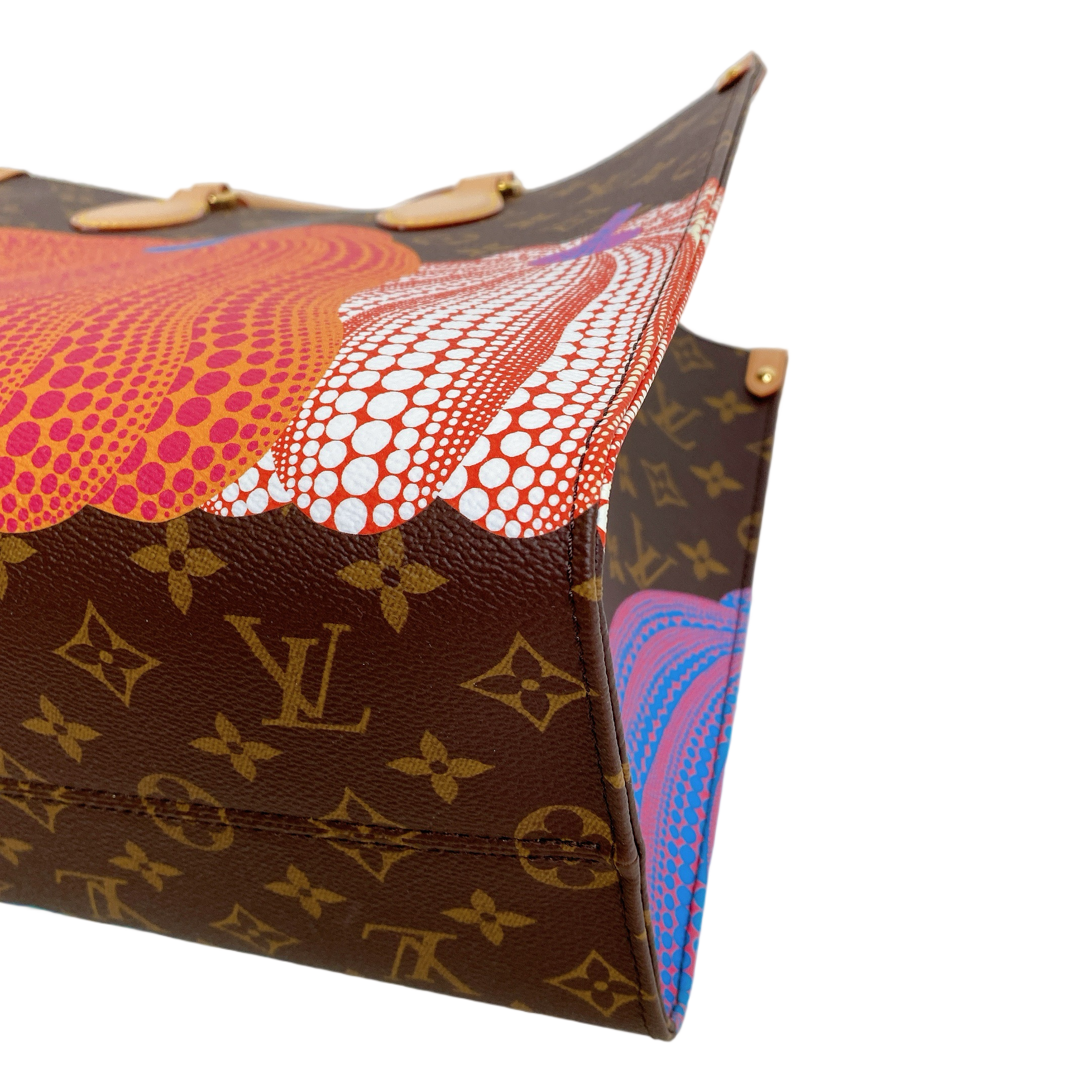 LV ONTHEGO MM (YAYOI KUSAMA)