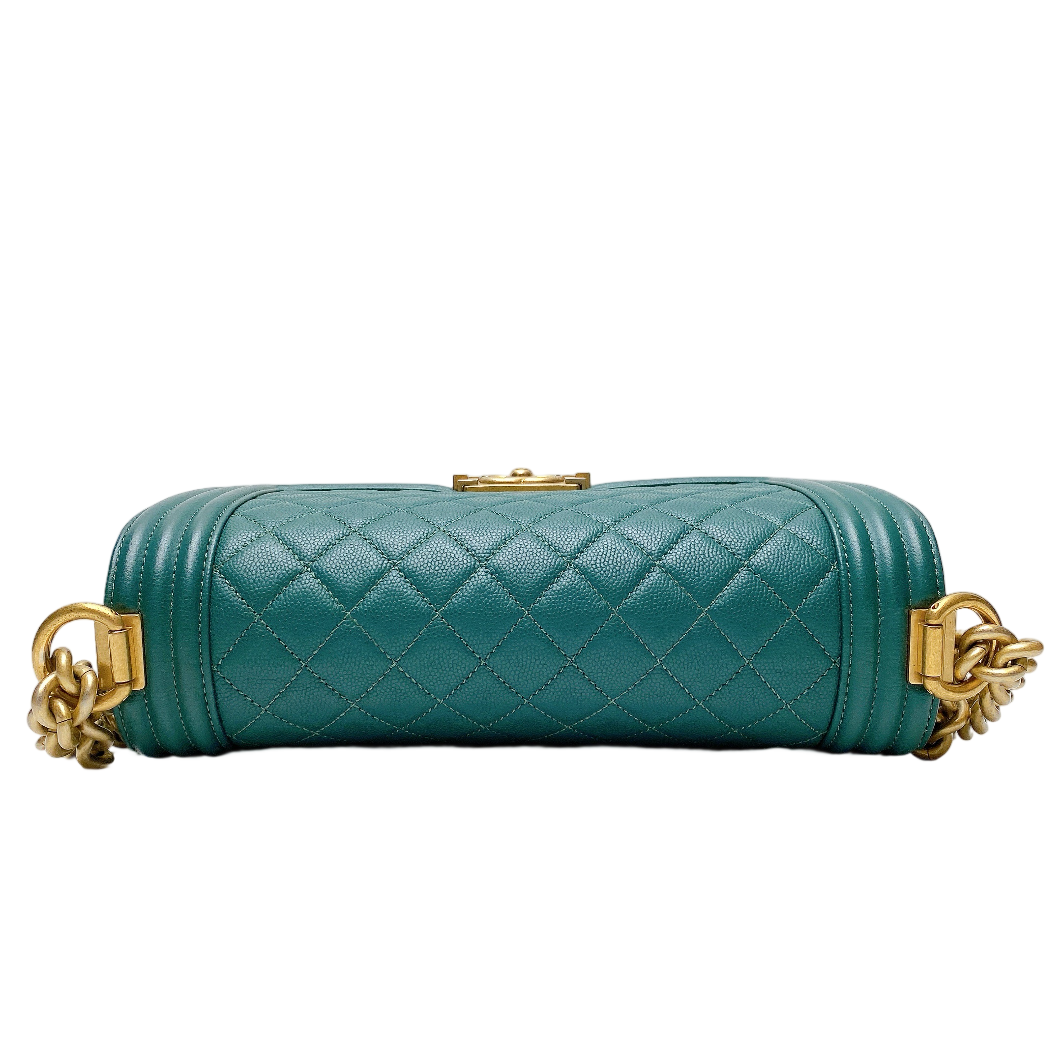 CHANEL LEBOY MEDIUM IN GREEN