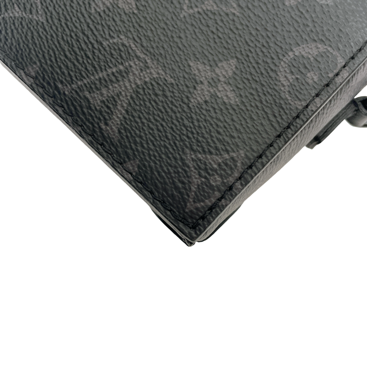 LV STEAMER WEARABLE