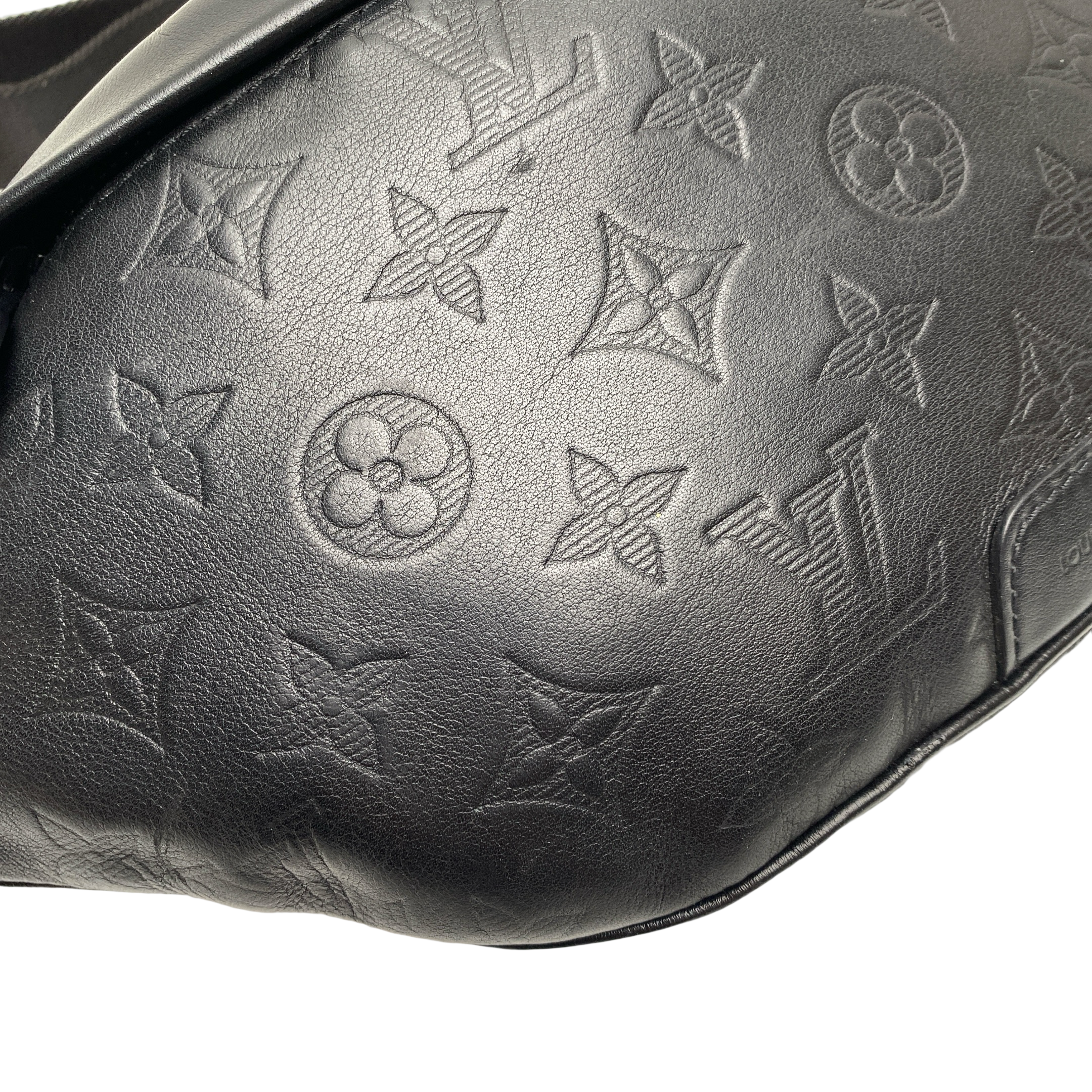 LV BUMBAG