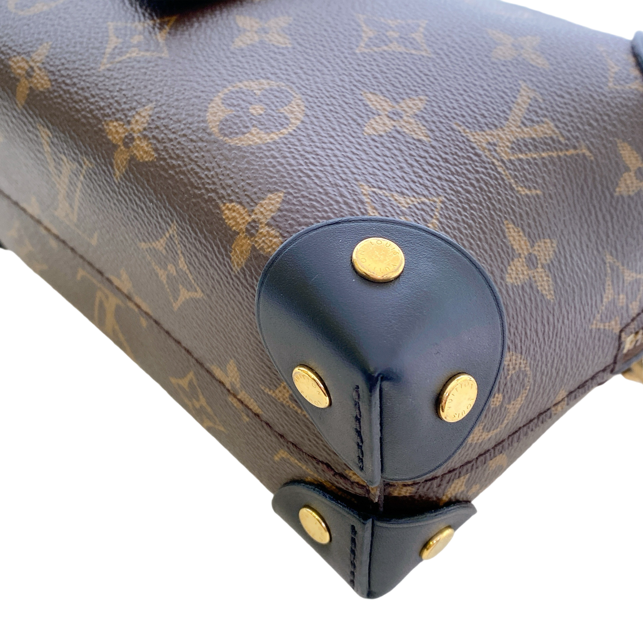 LV PETITE MALLE SOUPLE