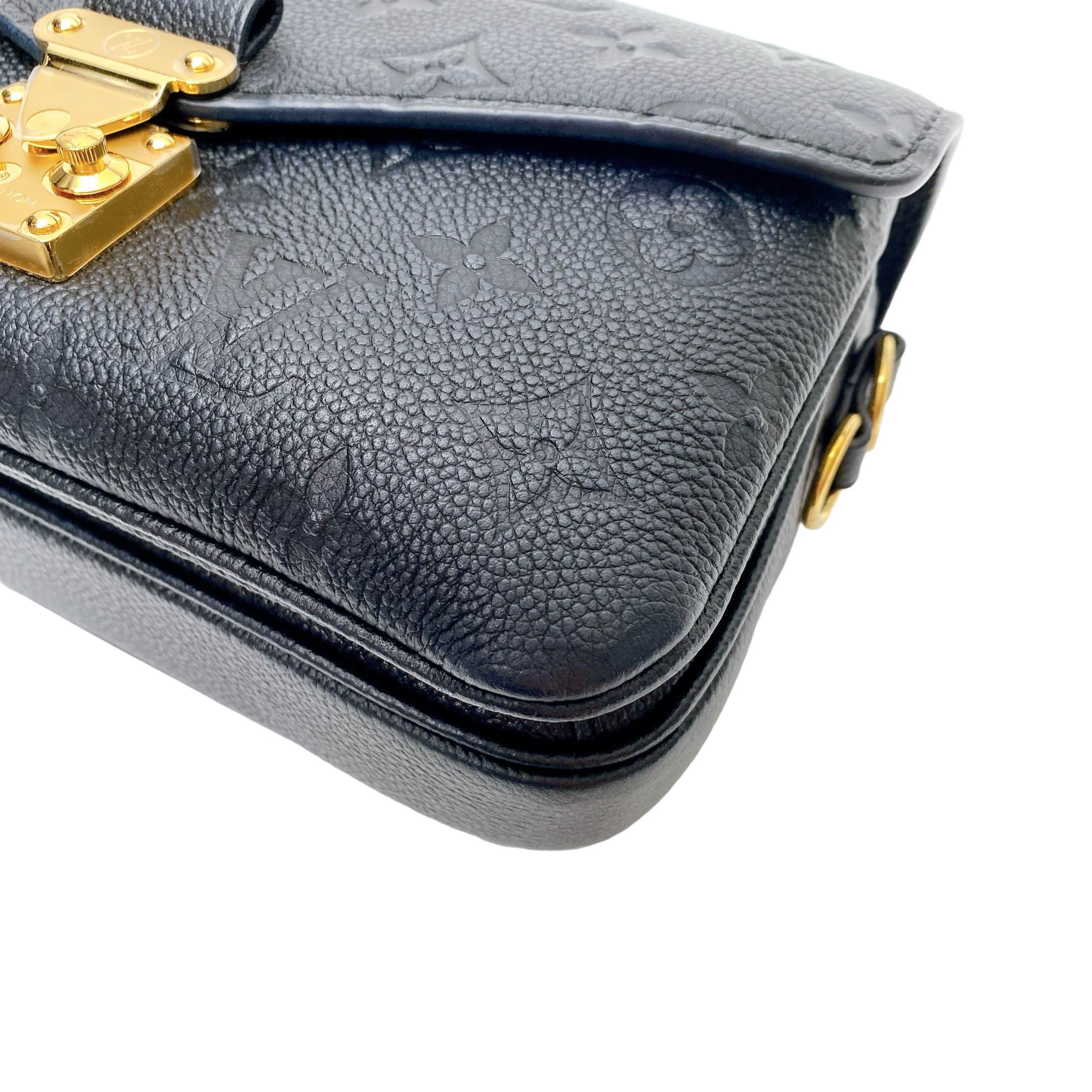 LV POCHETTE METIS EAST WEST