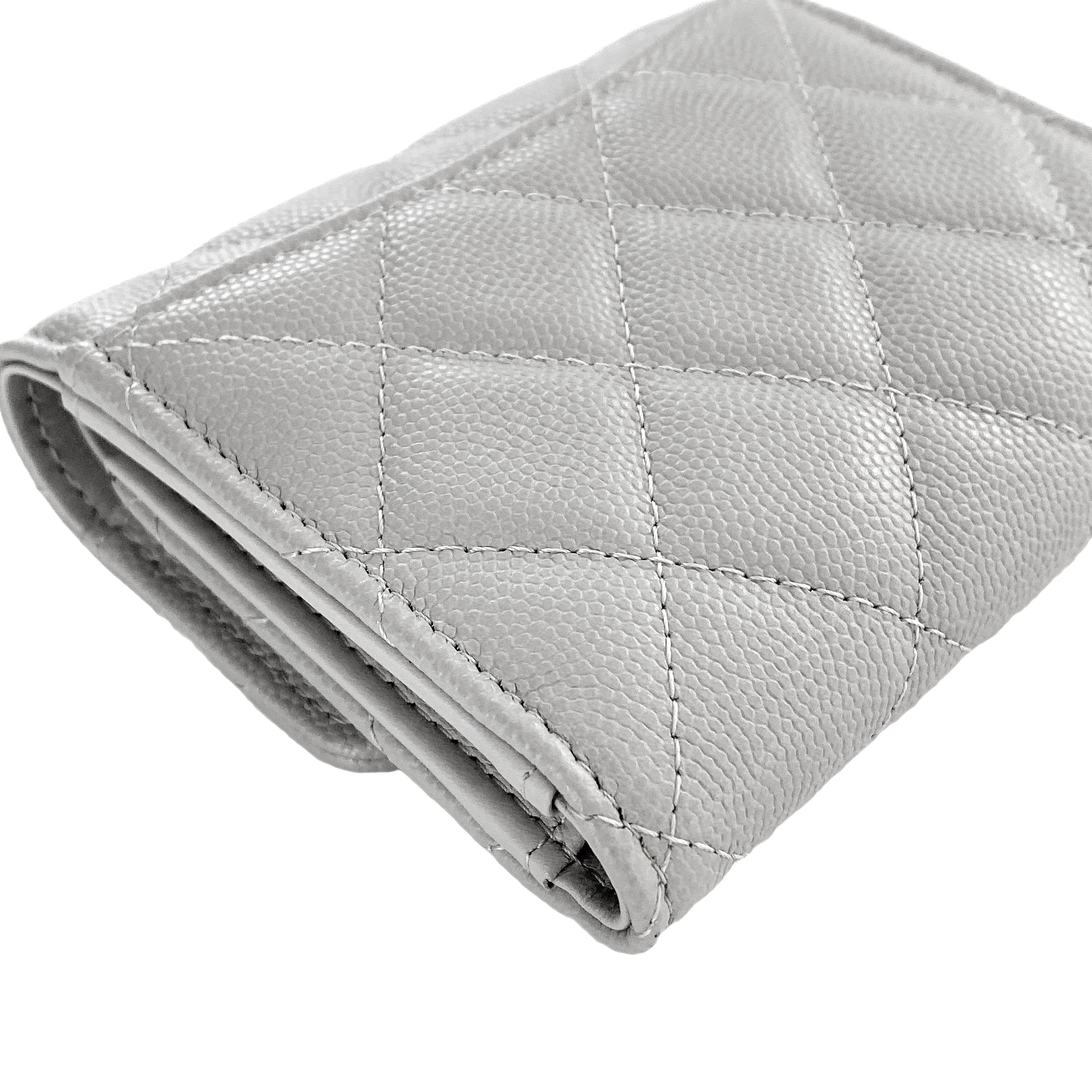 CHANEL SHORT WALLET IN GREY