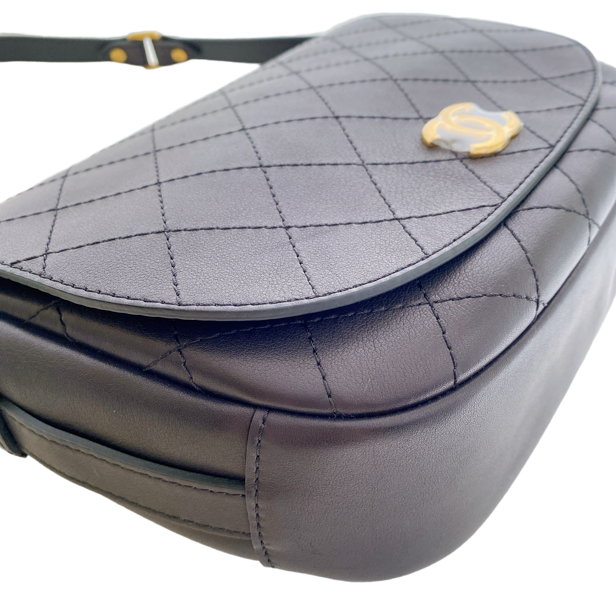 CHANEL CC BLACK SADDLE TYPE MESSENGER