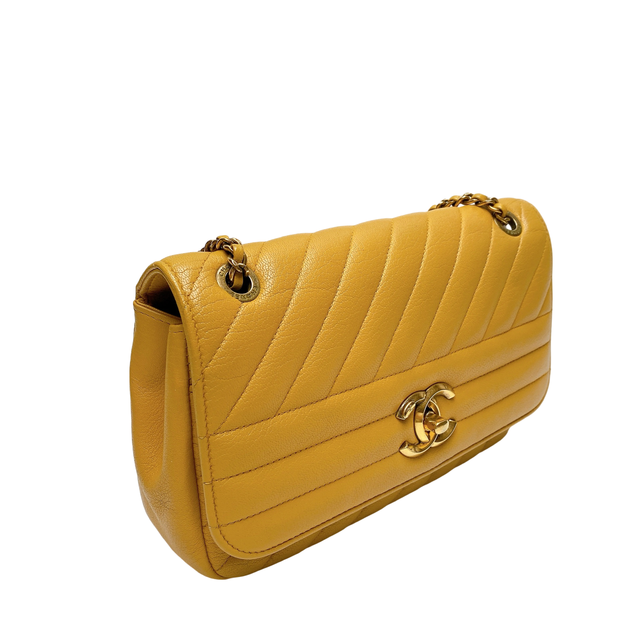 CHANEL CHEVRON FLAP BAG