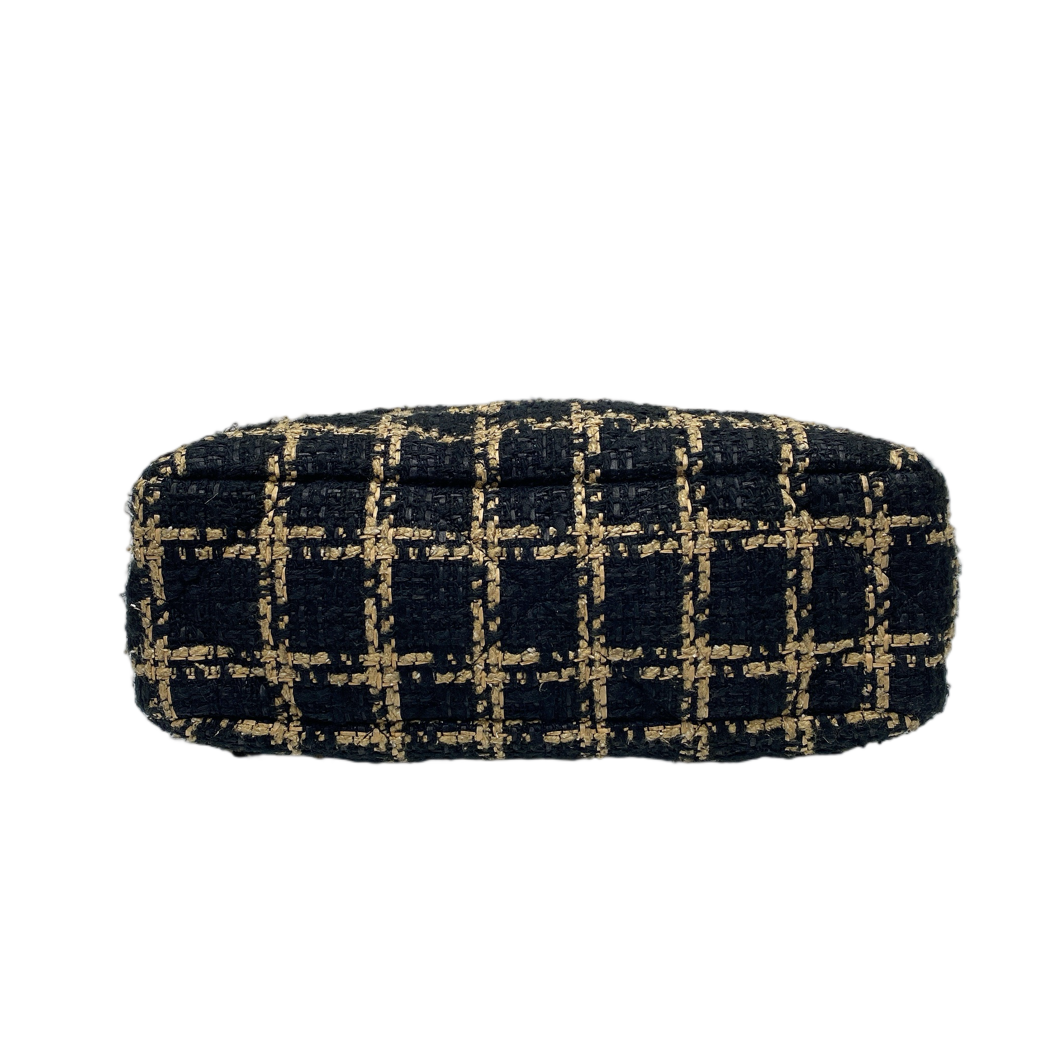 CHANEL 19 TWEED FLAP