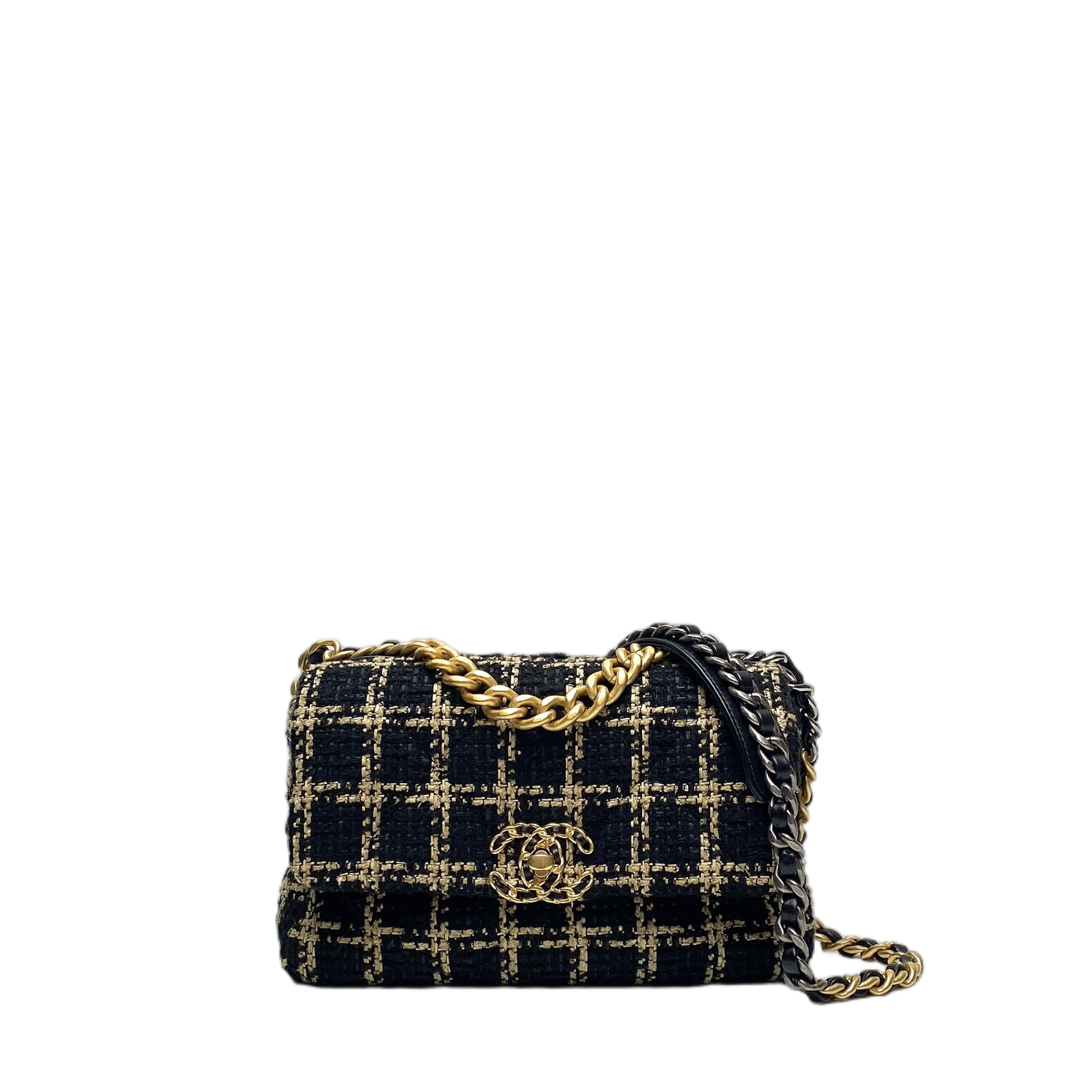 CHANEL 19 TWEED FLAP