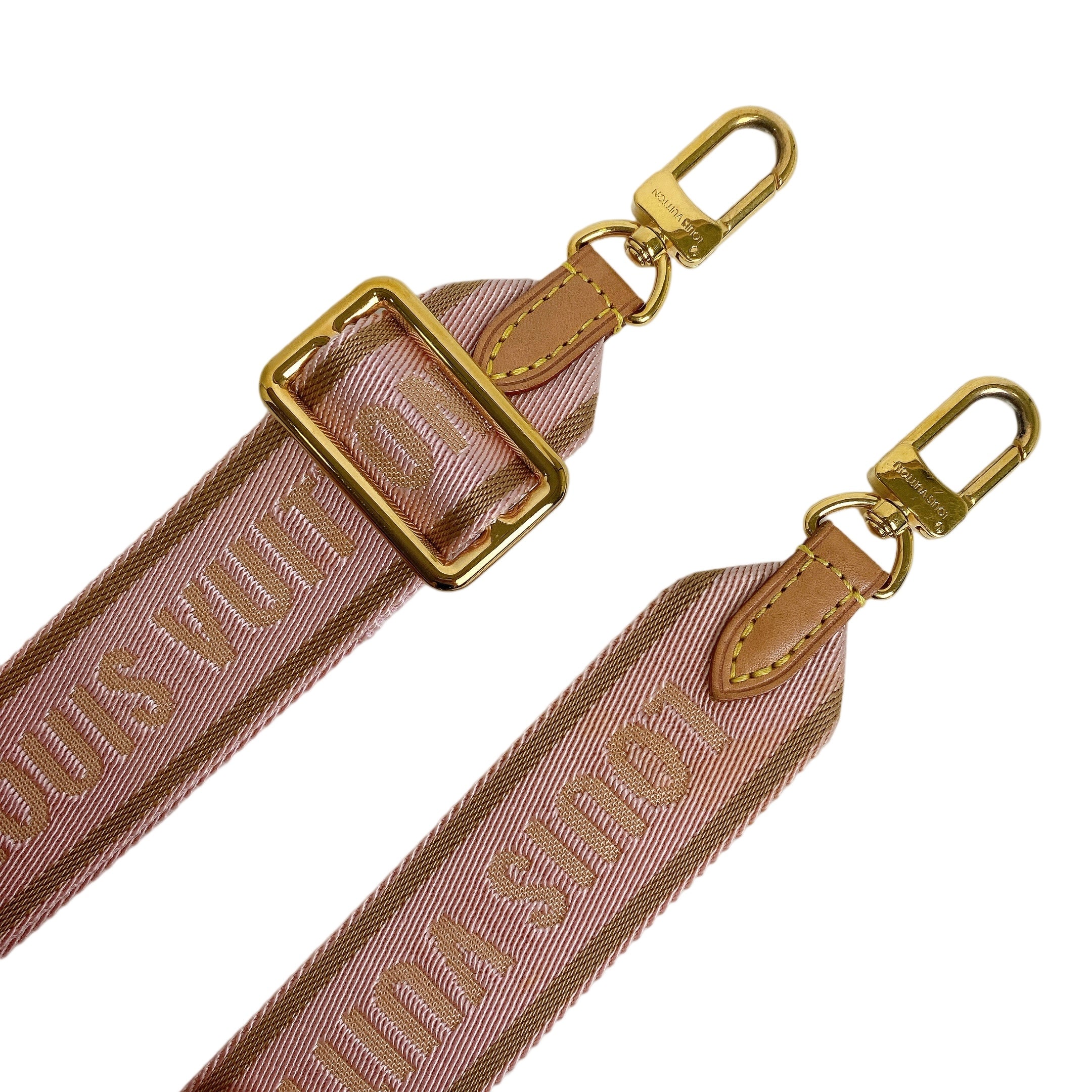 LV MULTI POCHETTE IN PINK