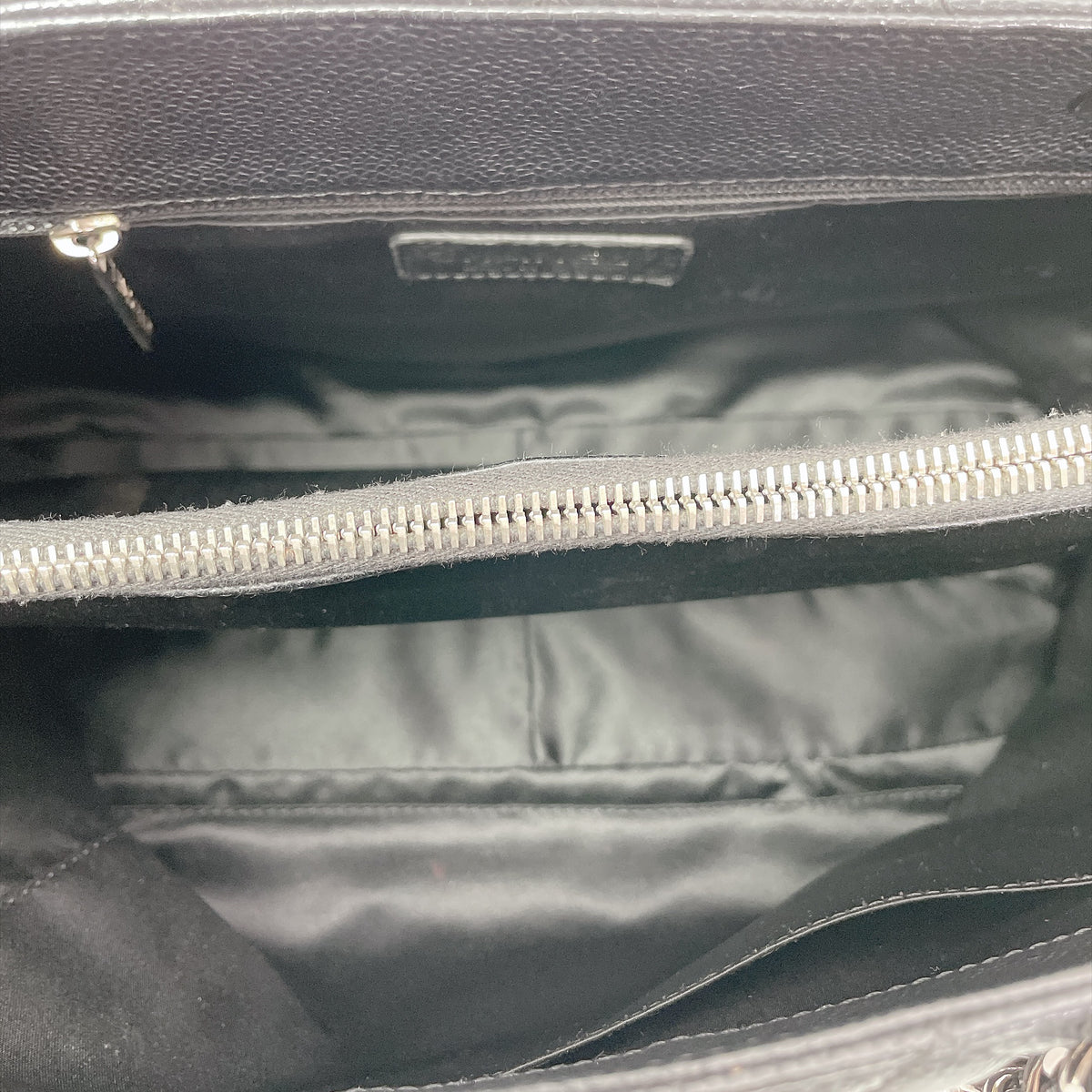 CHANEL GRAND SHOPPING TOTE IN SHW