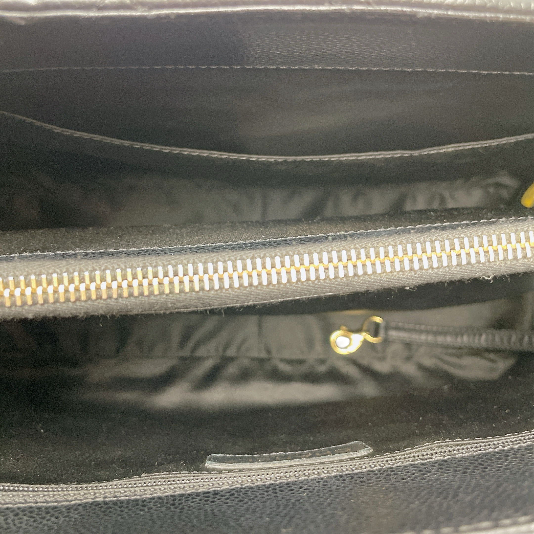 CHANEL GRAND SHOPPING TOTE IN GHW