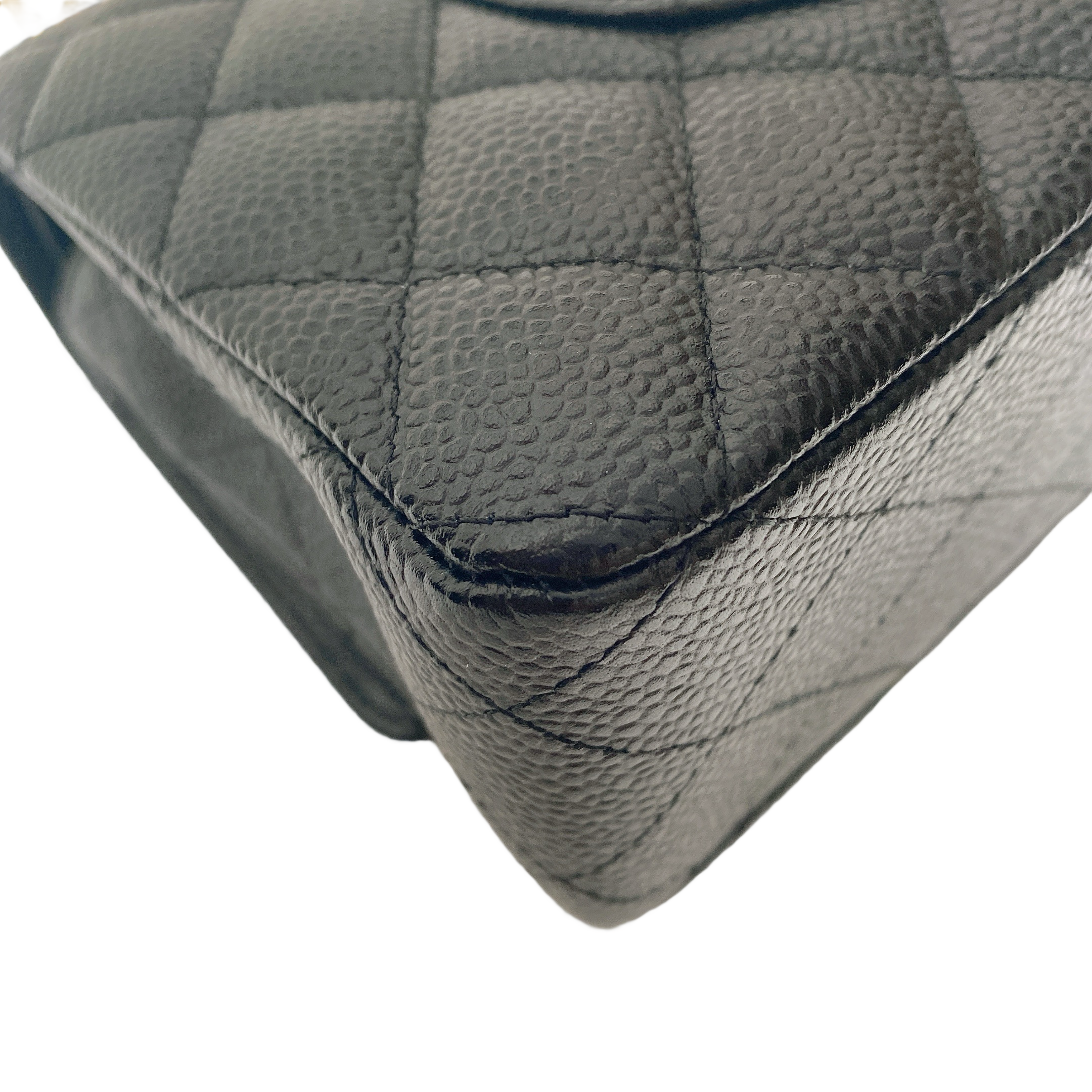 CHANEL CF MEDIUM IN CAVIAR