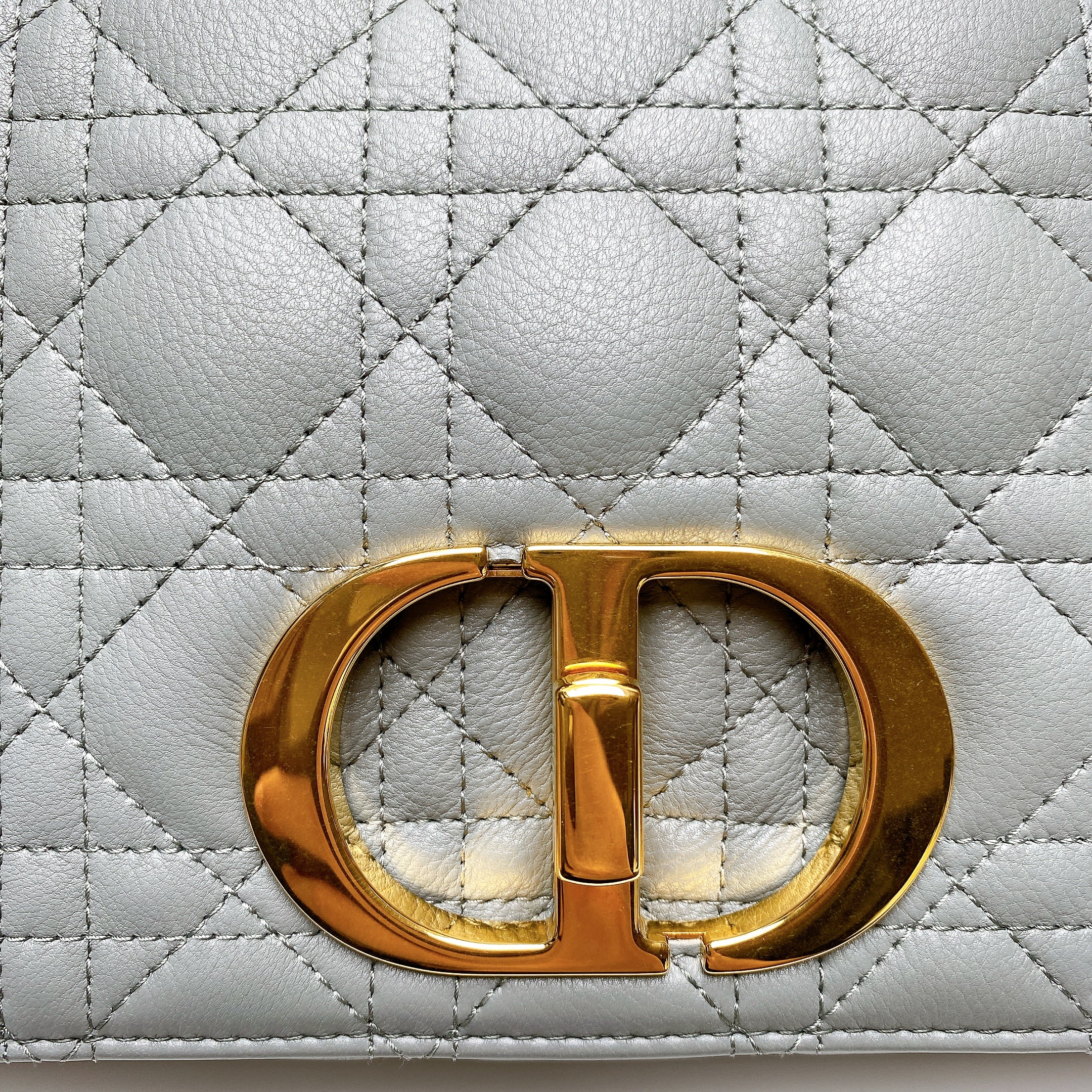 DIOR CARO MEDIUM
