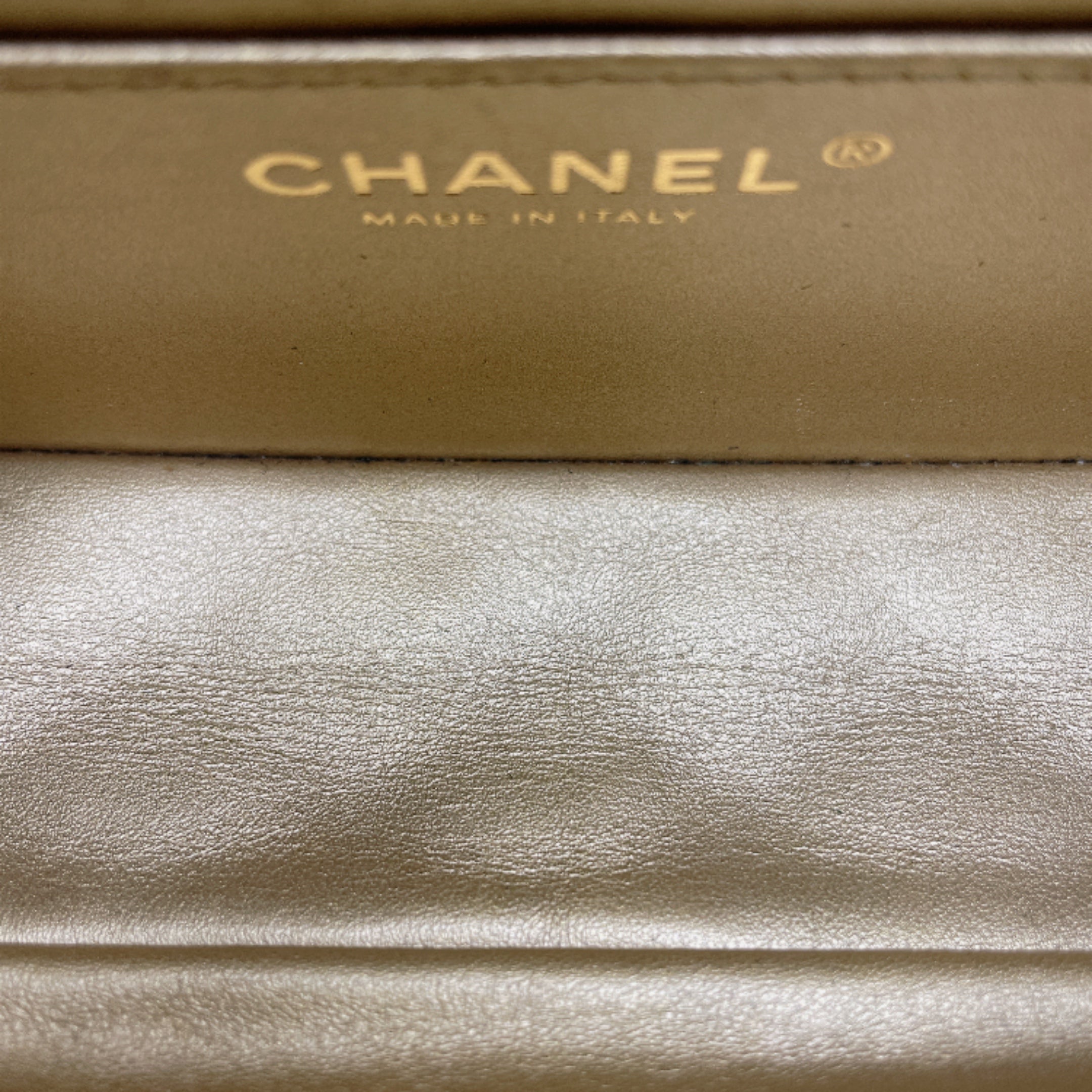 CHANEL RECTANGULAR PEARL CRUSH
