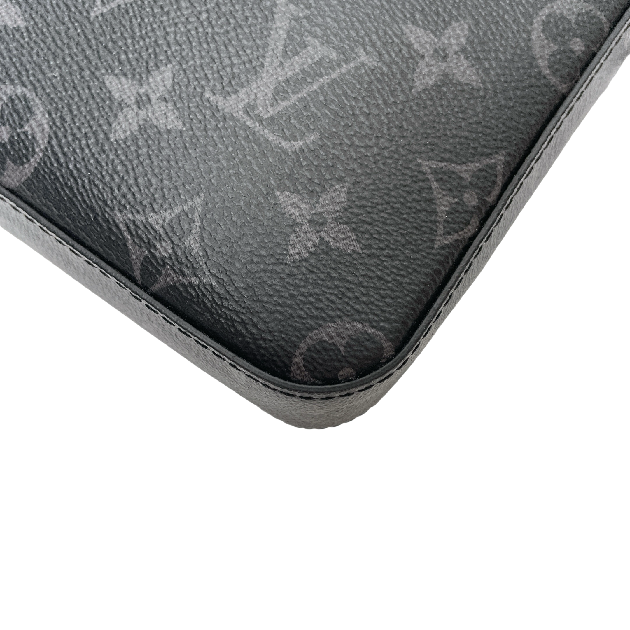 LV TRIO MESSENGER