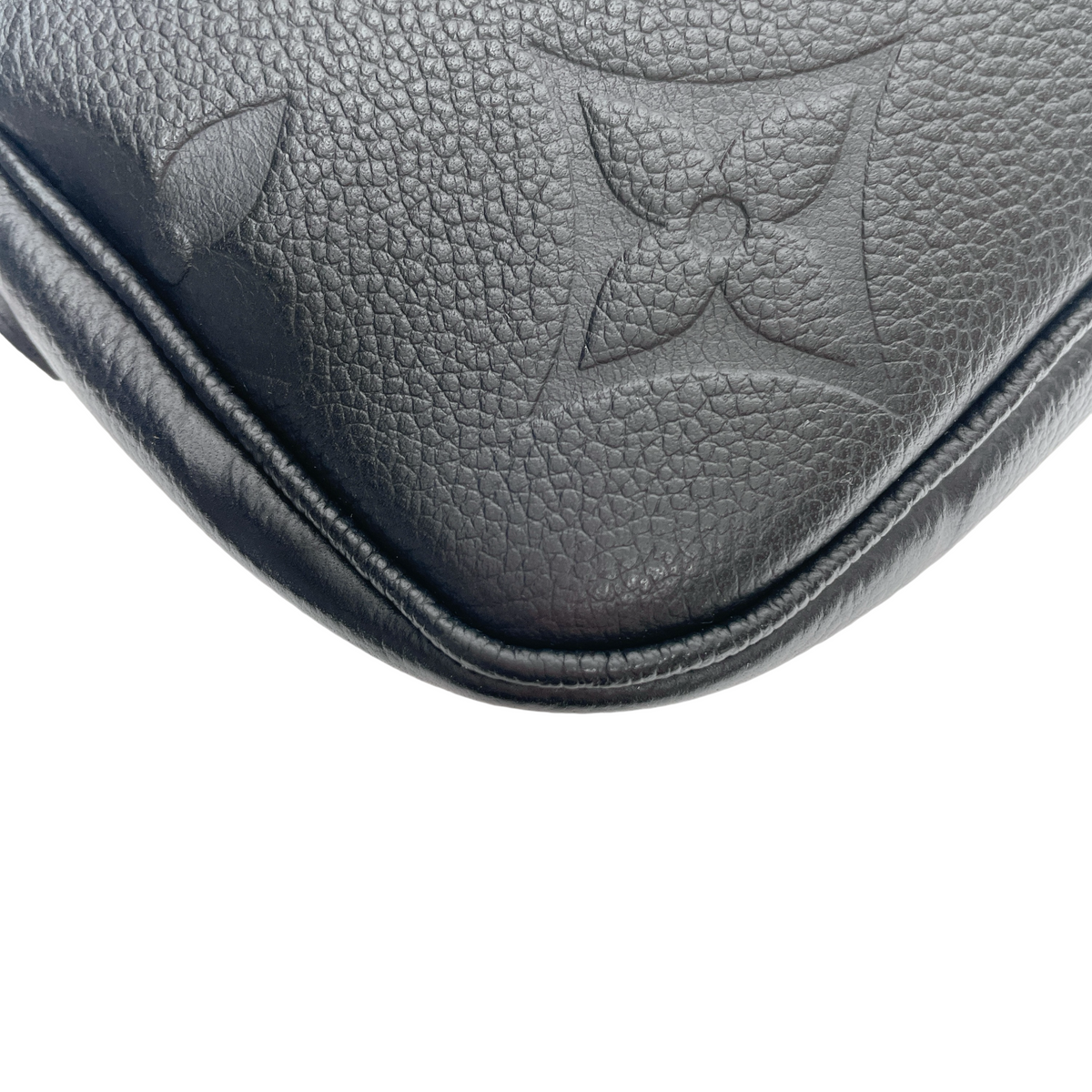 LV IVY WALLET ON CHAIN