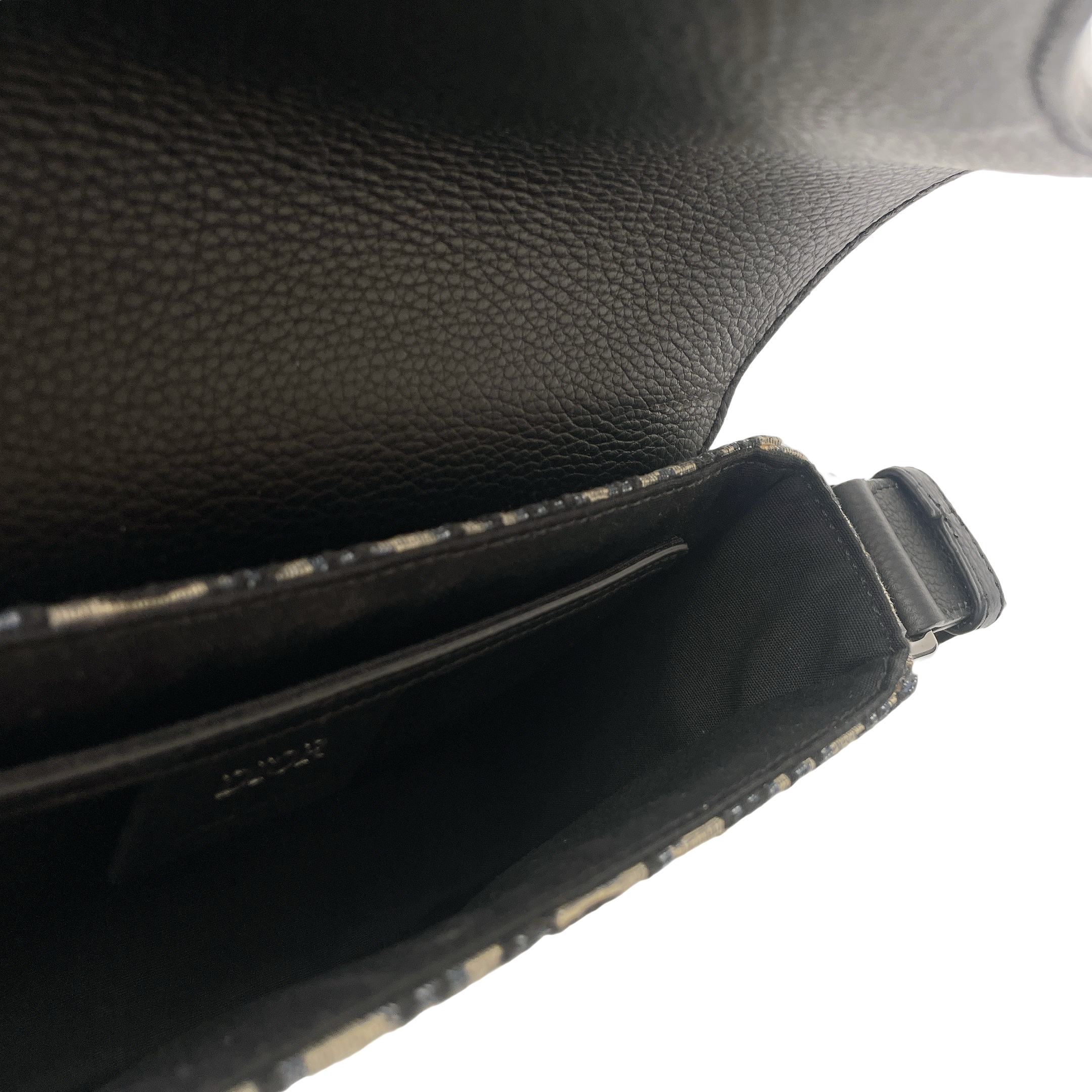 DIOR SADDLE MESSENGER WITH FLAP