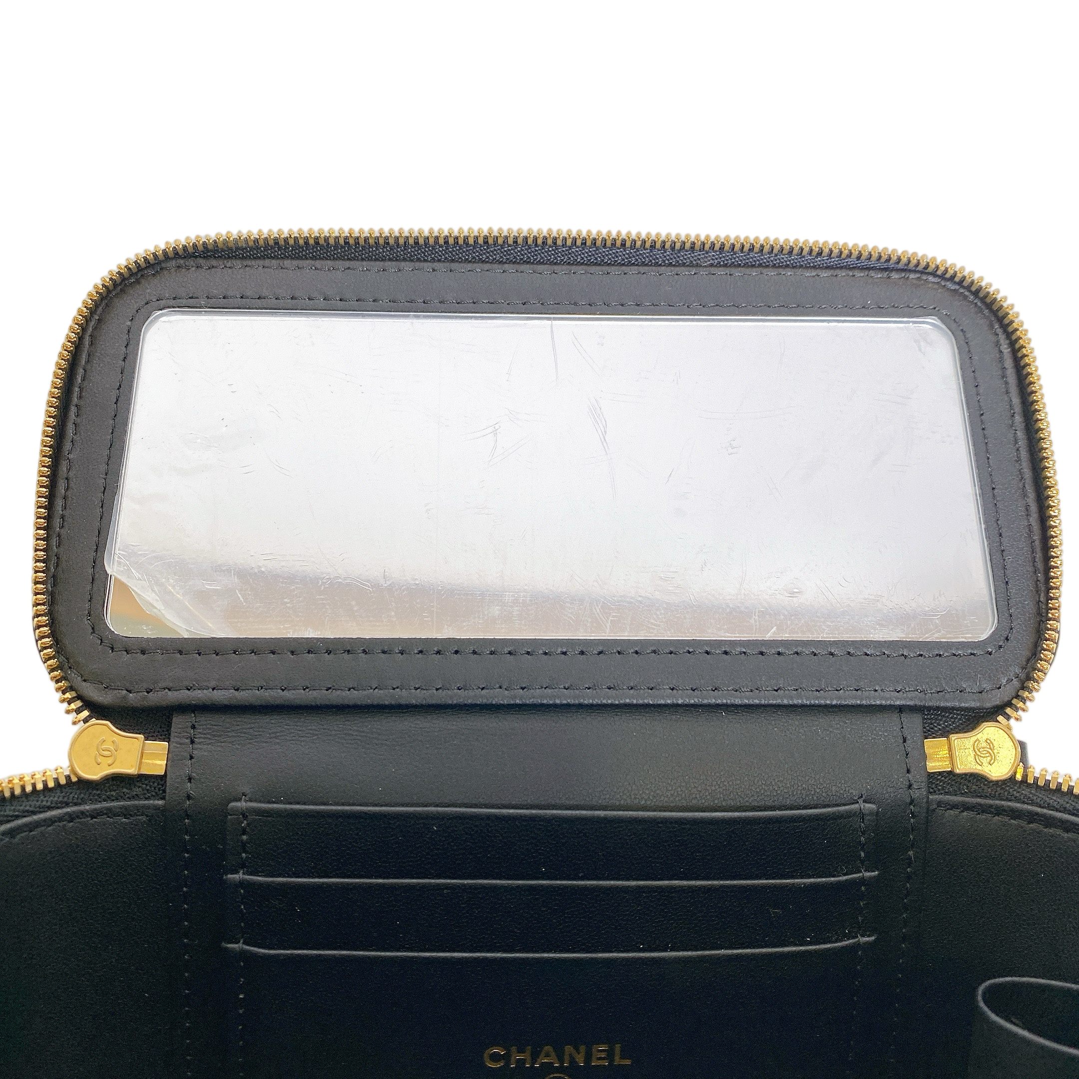 CHANEL VANITY WITH CHAIN TOP HANDLE