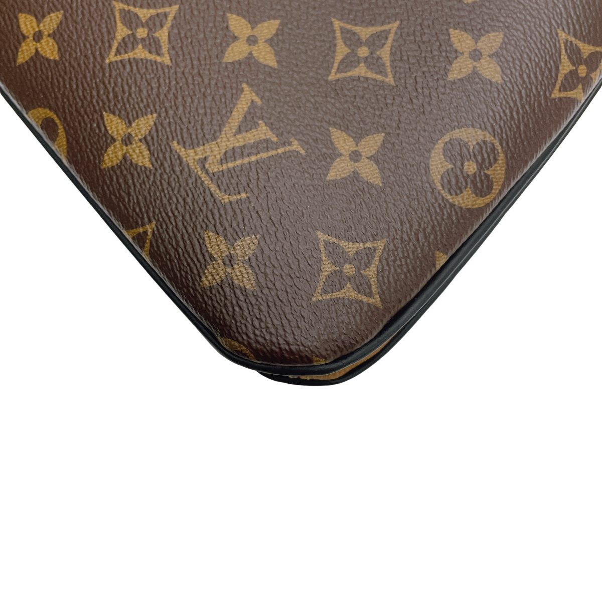 LV TWINNY