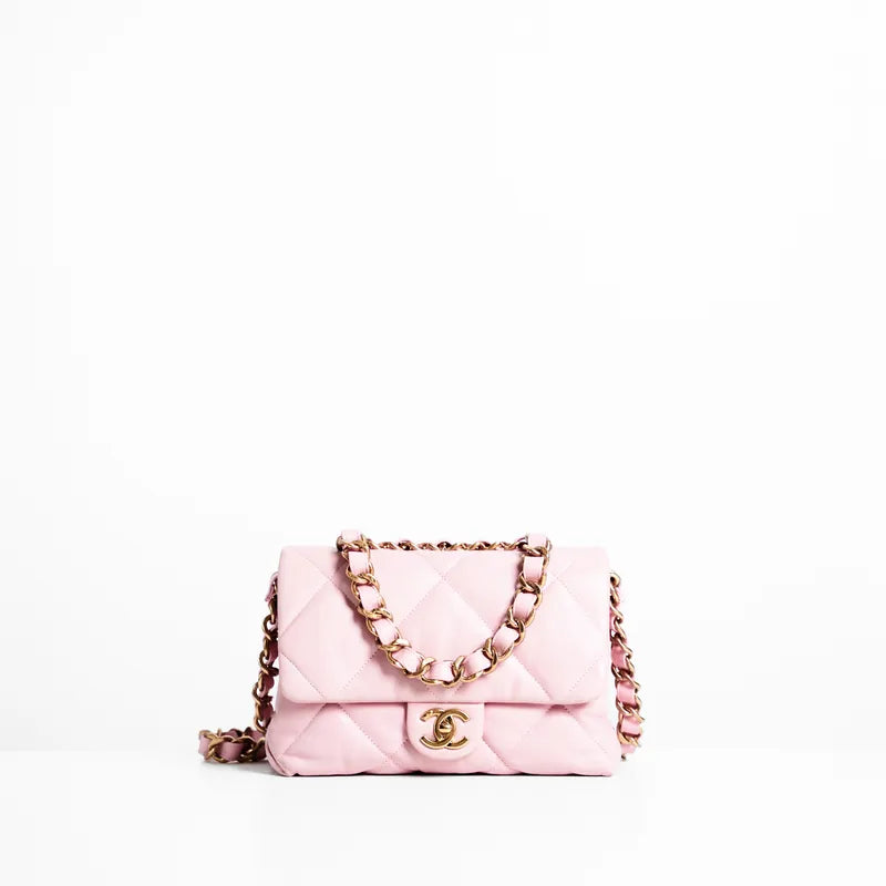 Chanel 22B Flap In Pink
