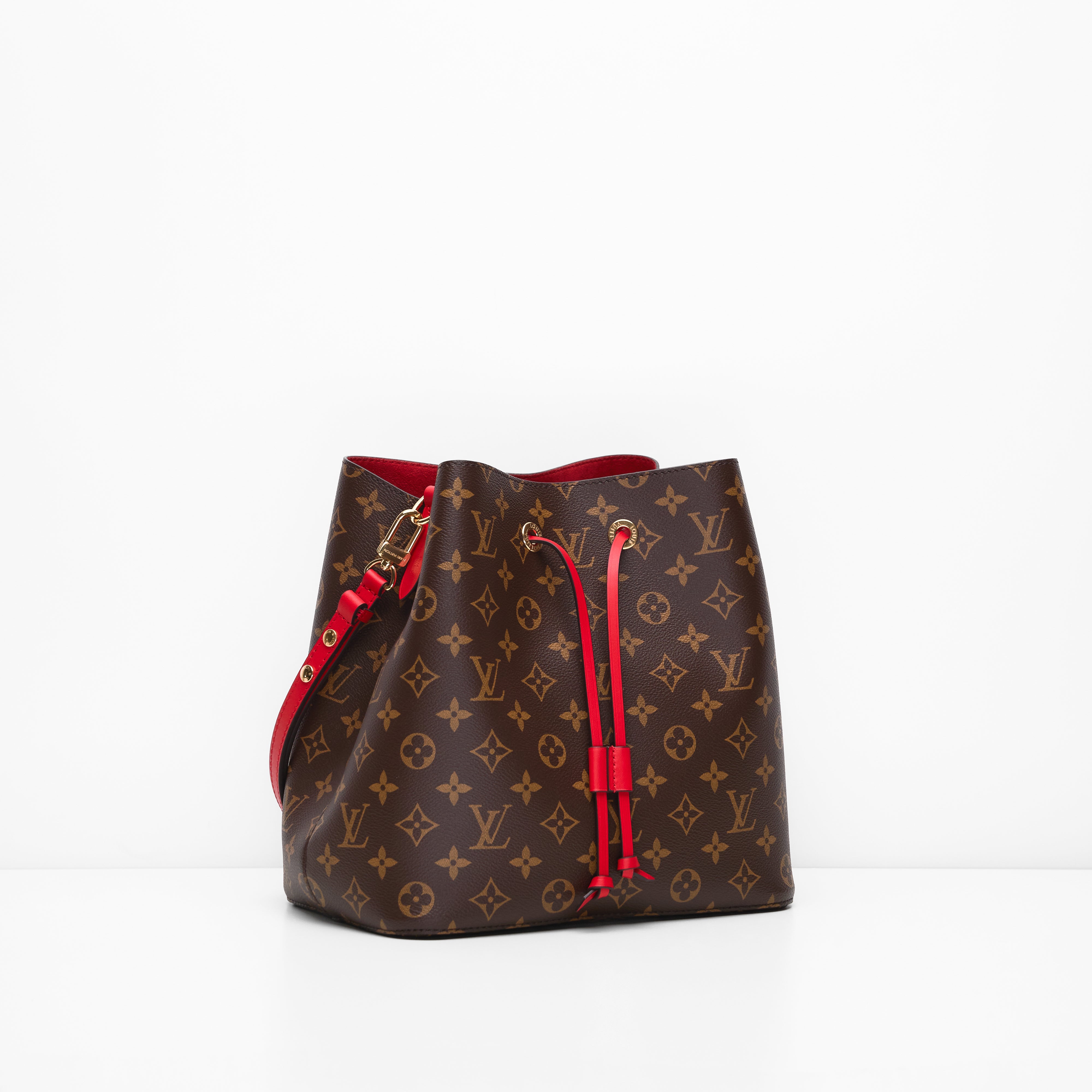 LV Monogram NeoNoe