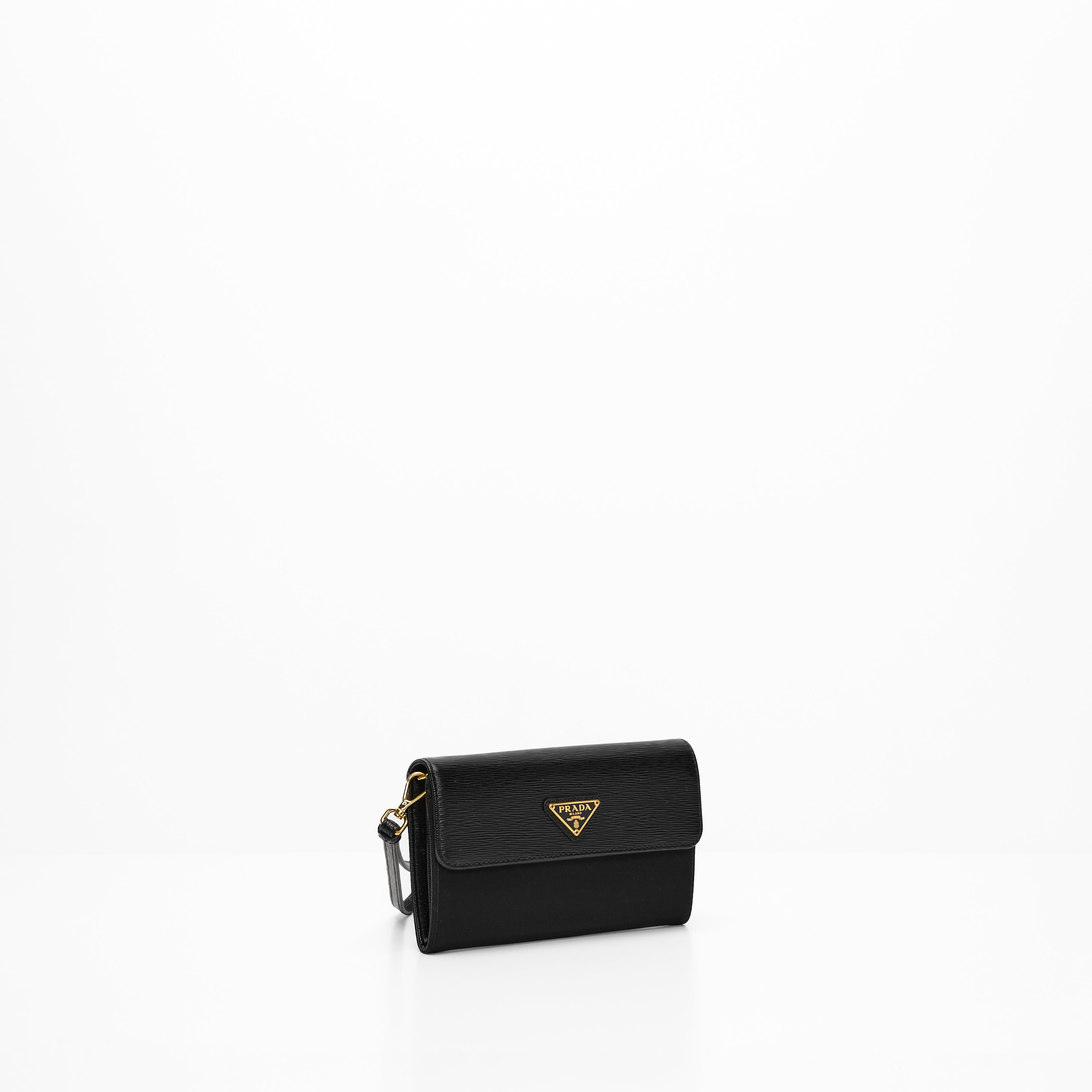 Prada discount pouch wallet