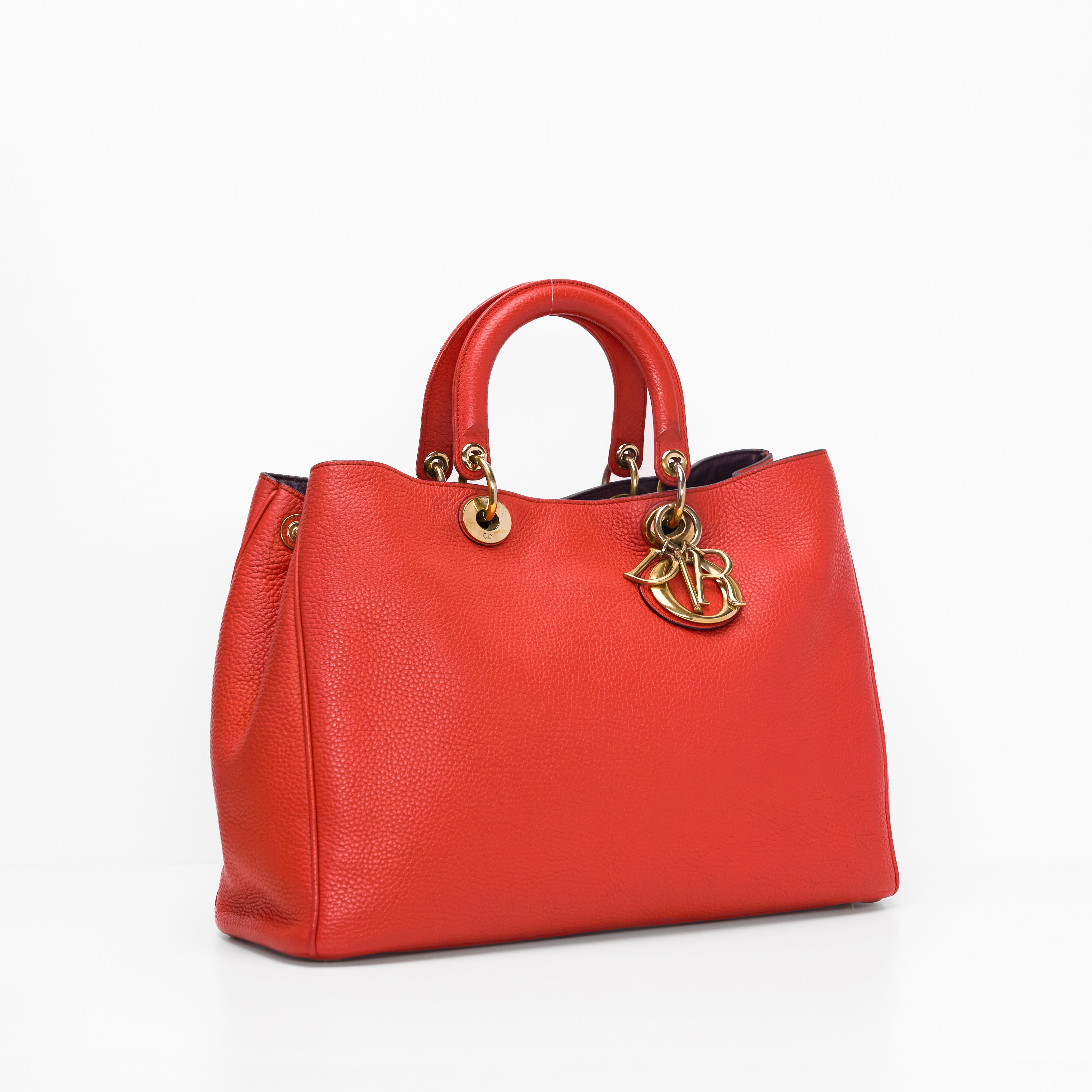 Diorissima in red