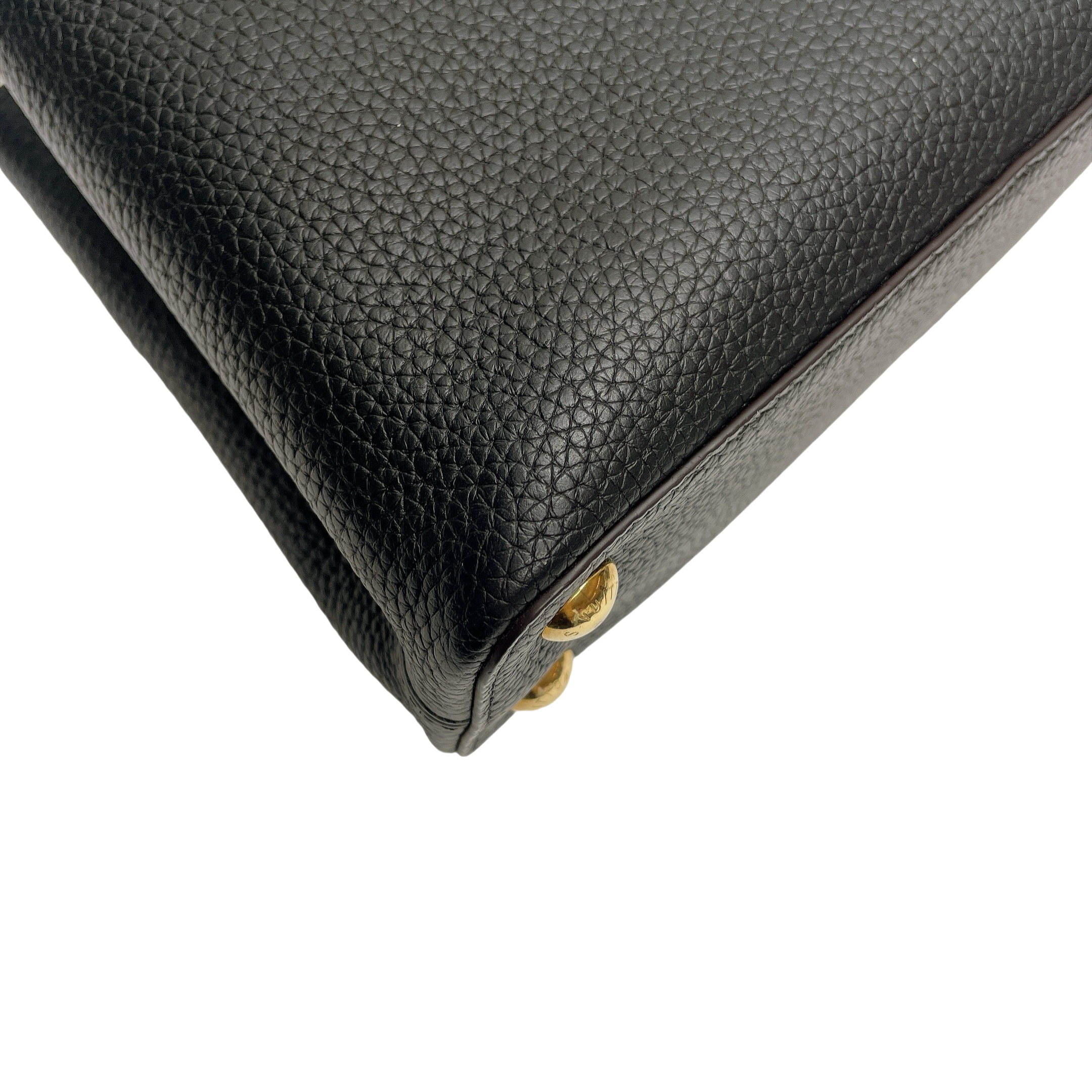 LV CAPUCINES BB