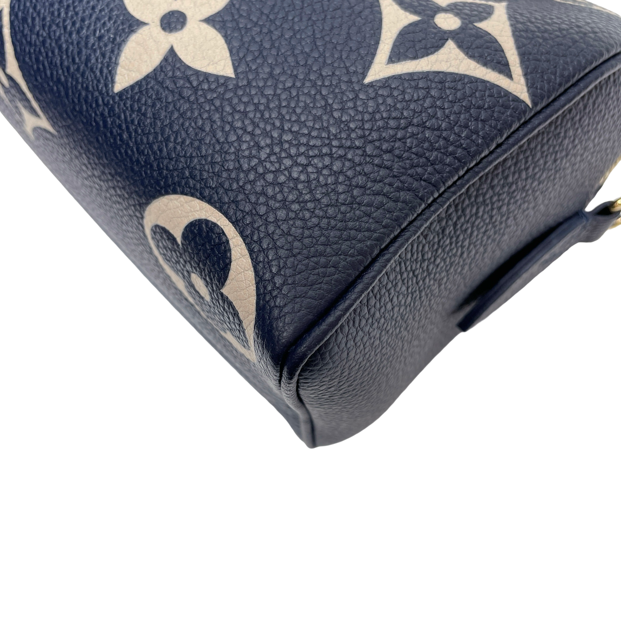 LV SPEEDY BANDOULIERE 20