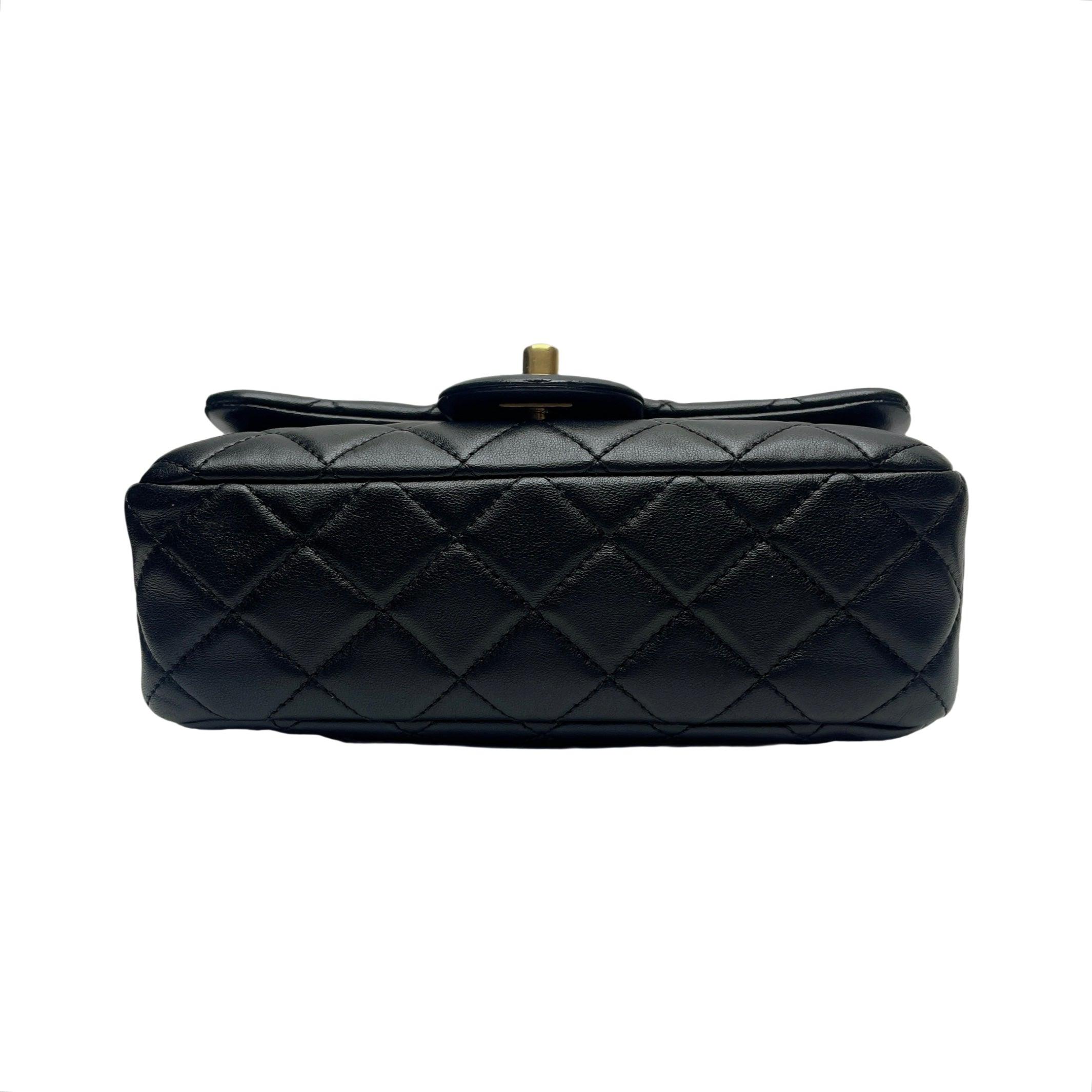 CHANEL RECTANGULAR PEARL CRUSH
