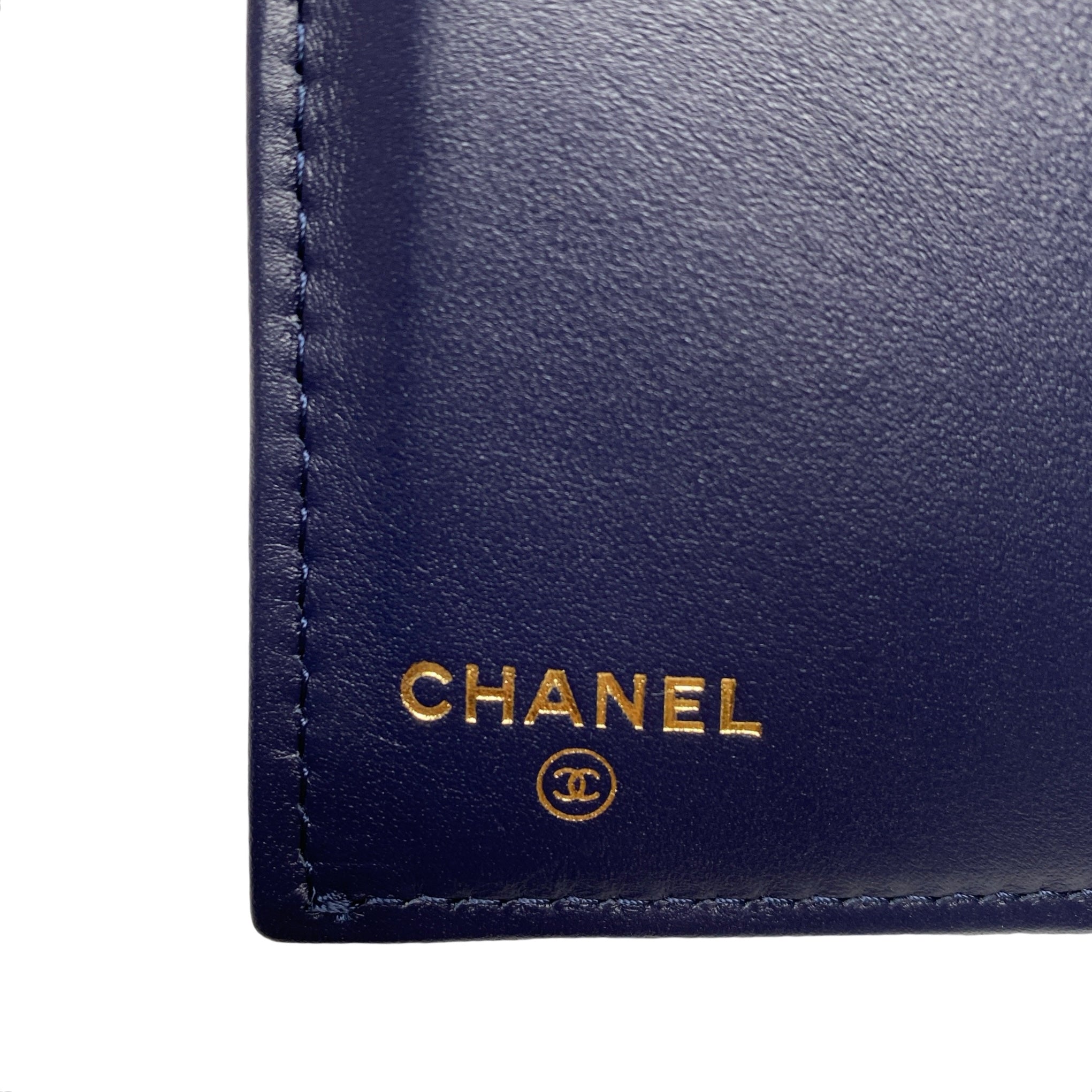 CHANEL SHORT WALLET