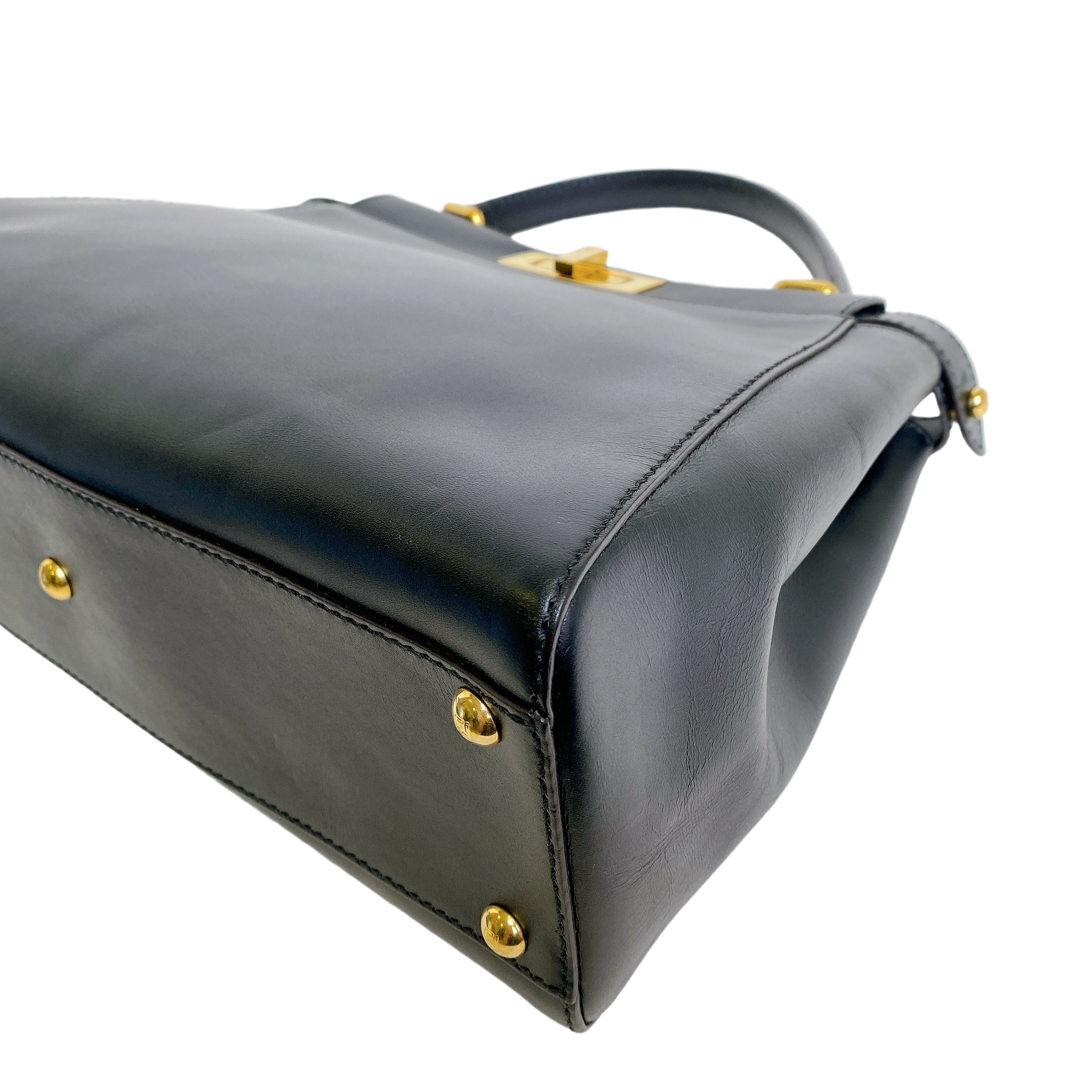 FENDI PEEKABOO MEDIUM IN BLACK