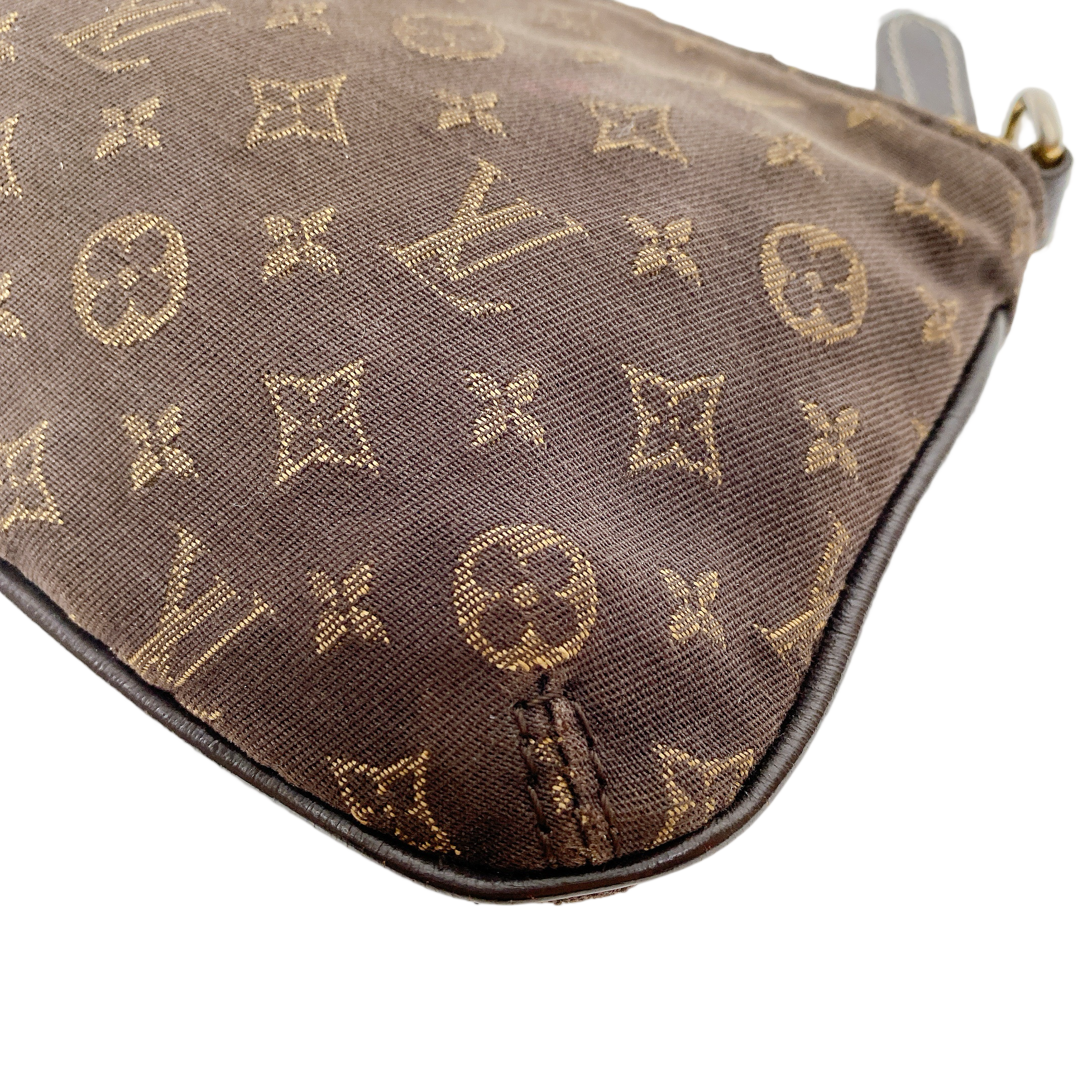 Lv Mini Pochette