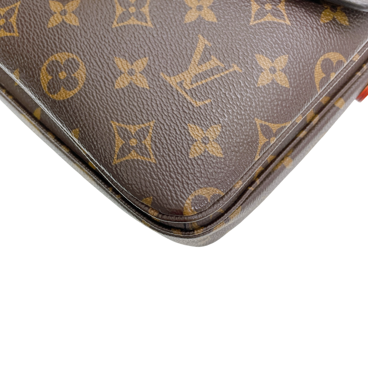 LV MÉTIS POCHETTE