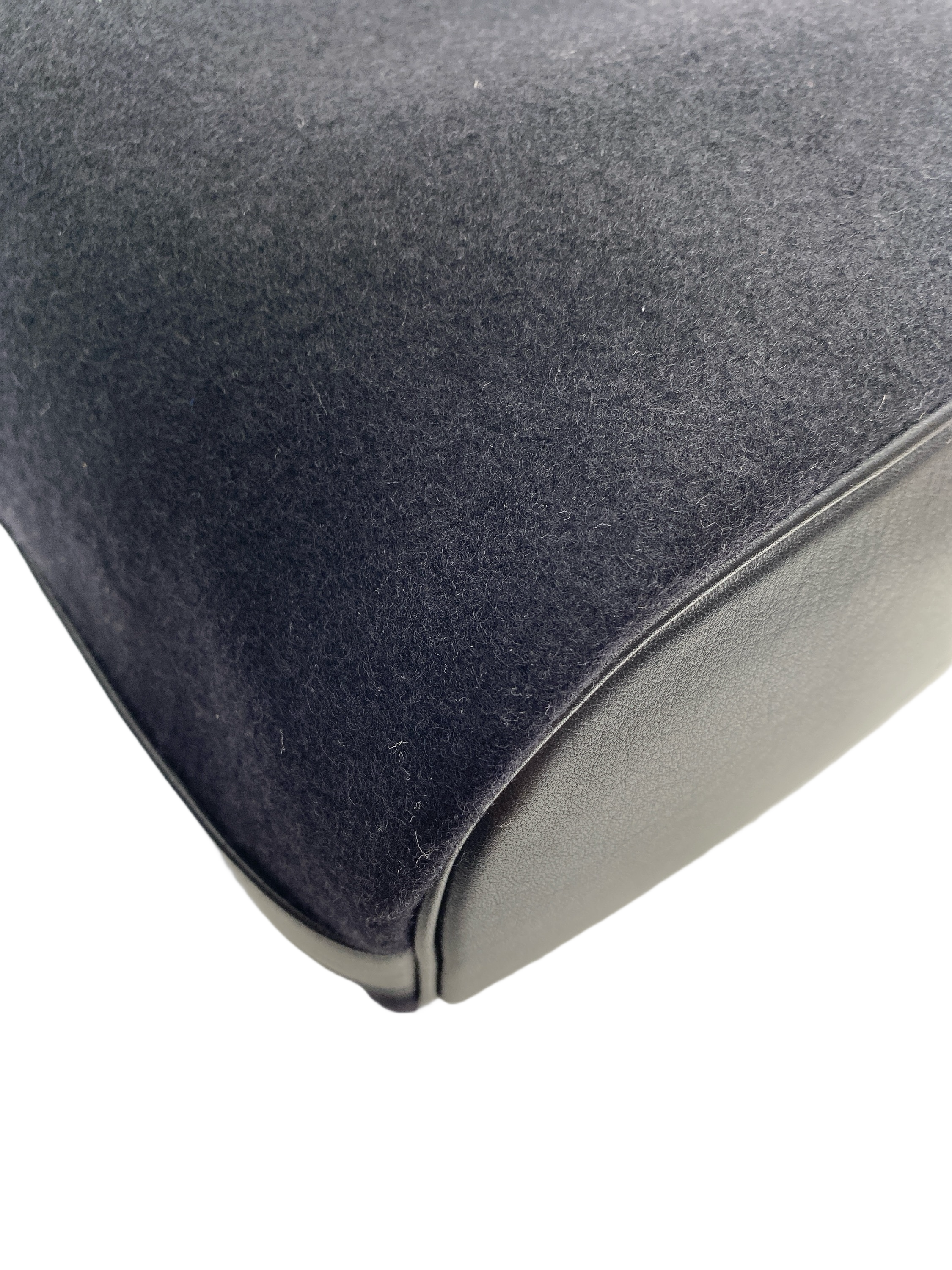 YSL RIVE GAUCHE BUCKET