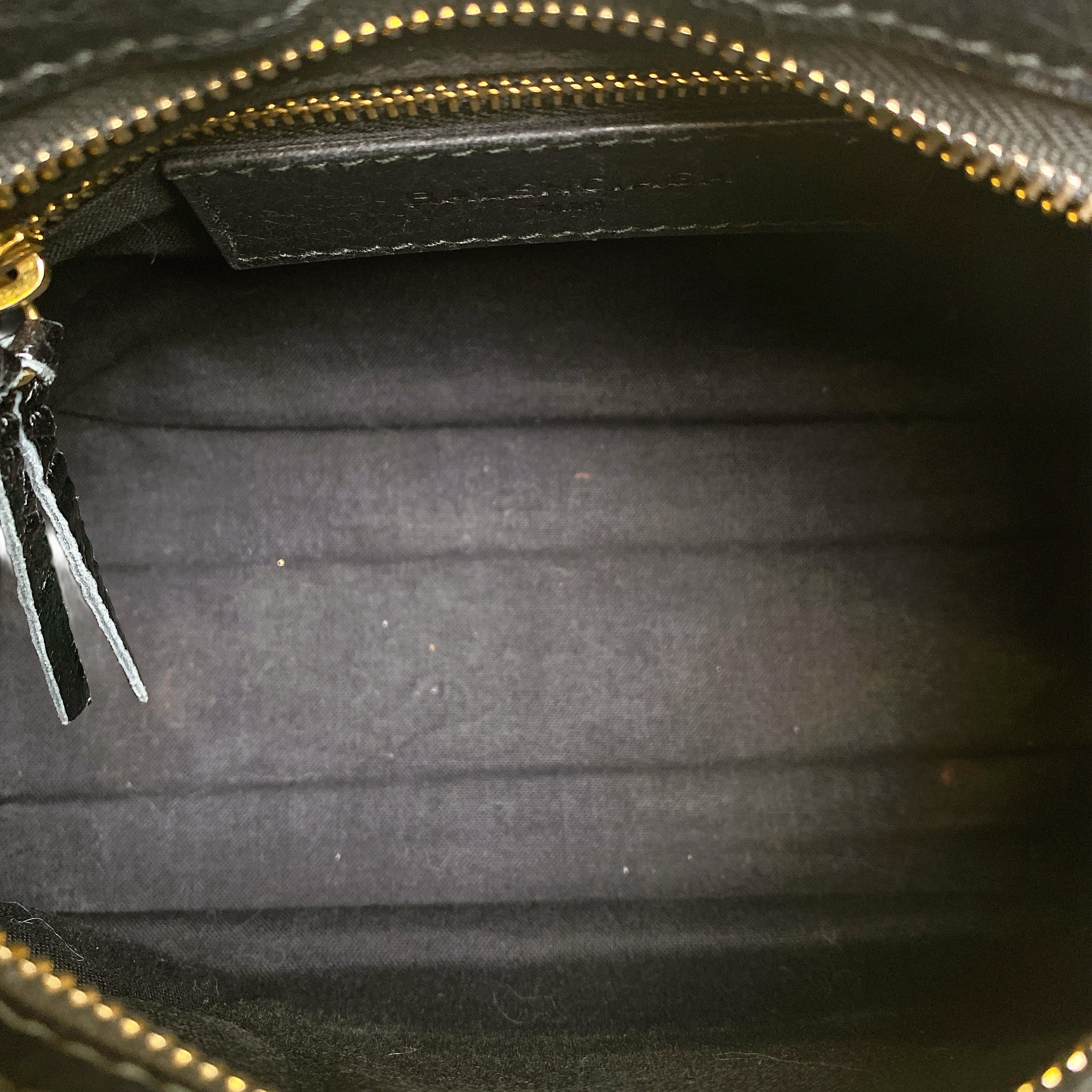 BALENCIAGA CITY MINI BLACK IN TASSLE
