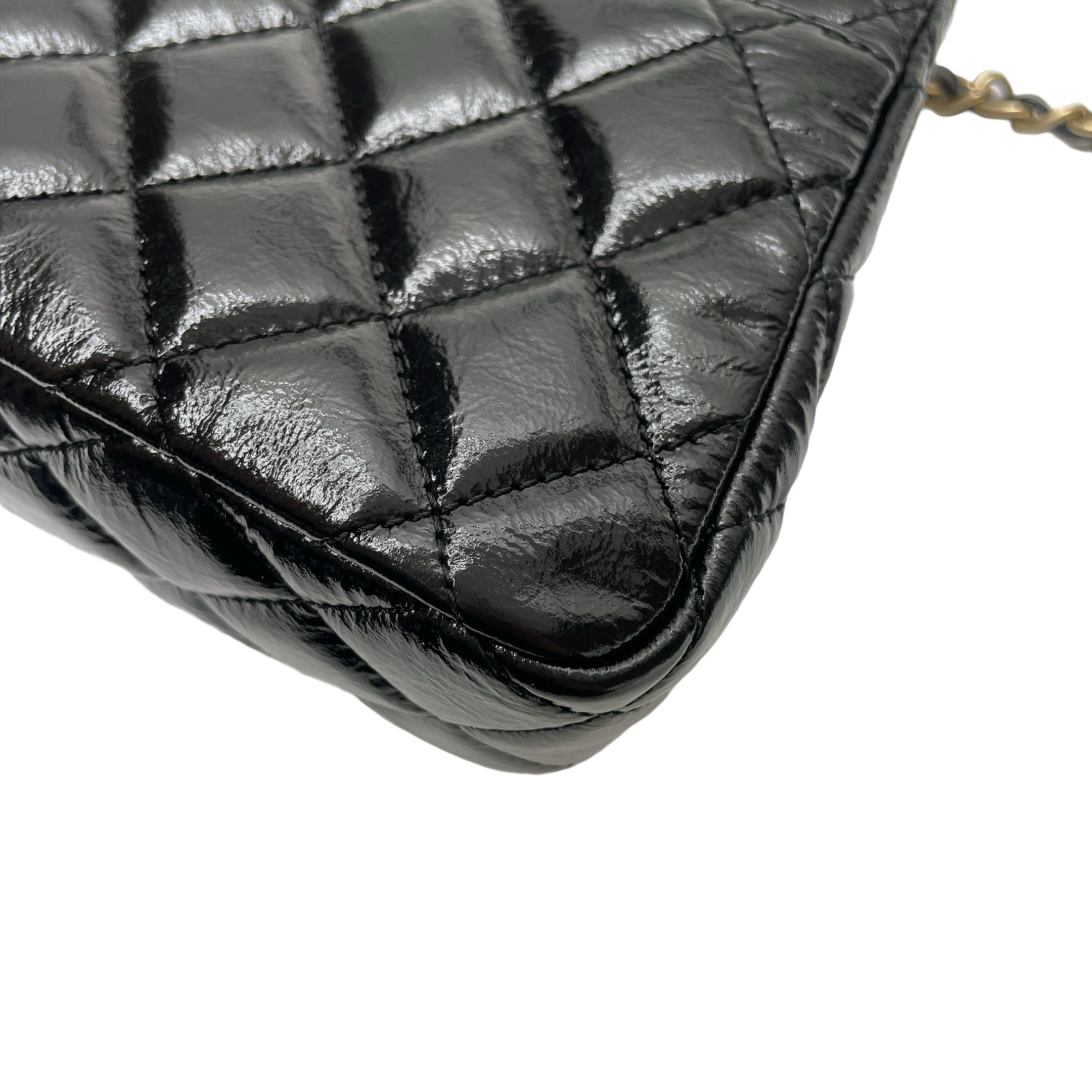 CHANEL WAVY CC HOBO SMALL