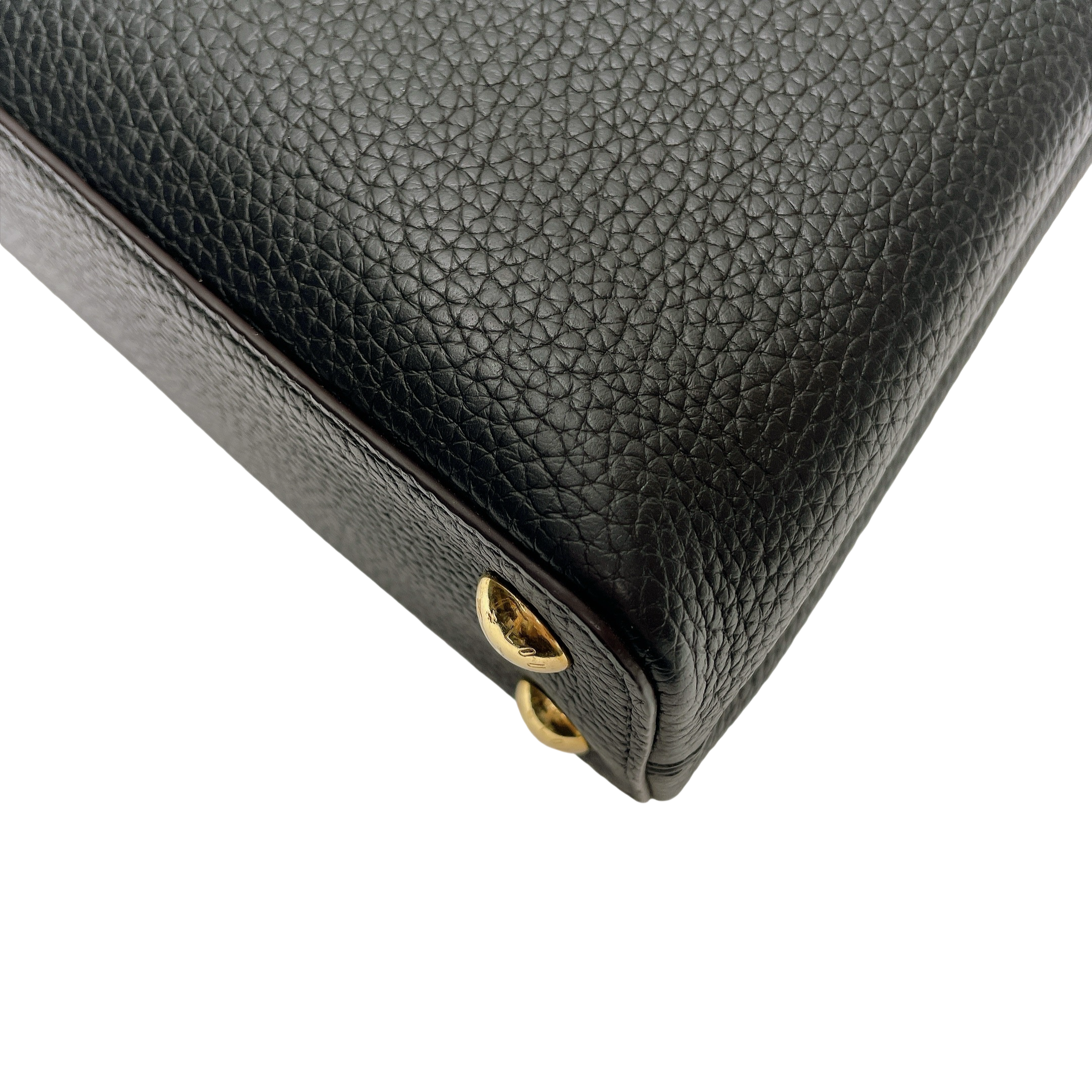 LV CAPUCINES BB