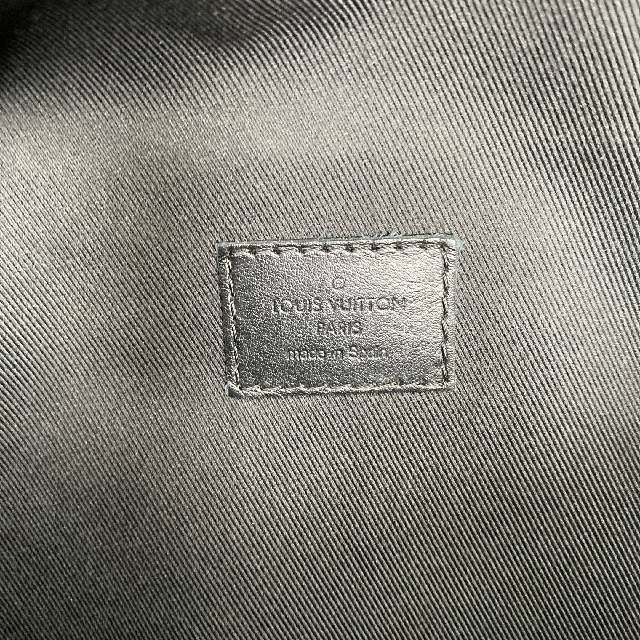 LV BUMBAG