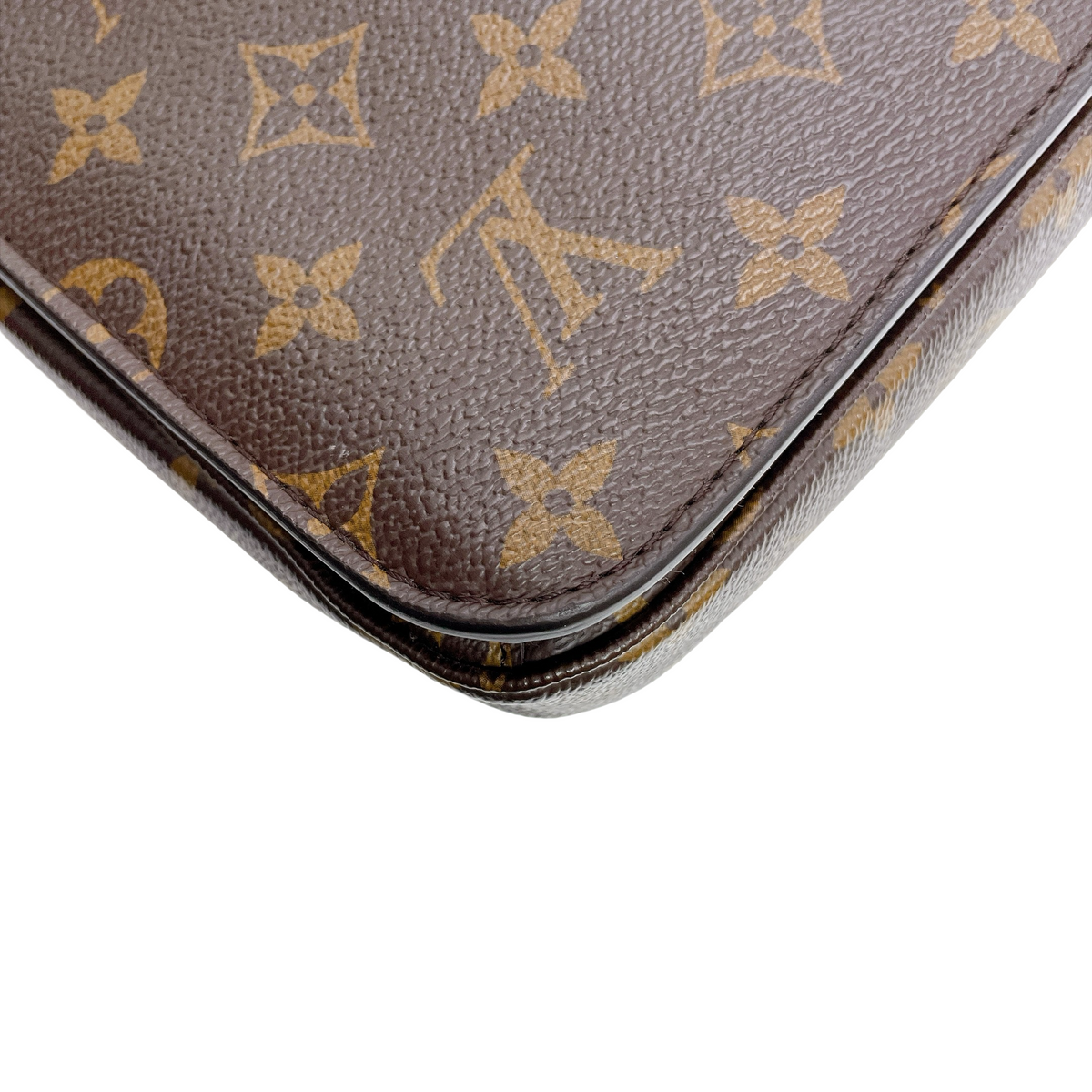 LV MÉTIS POCHETTE