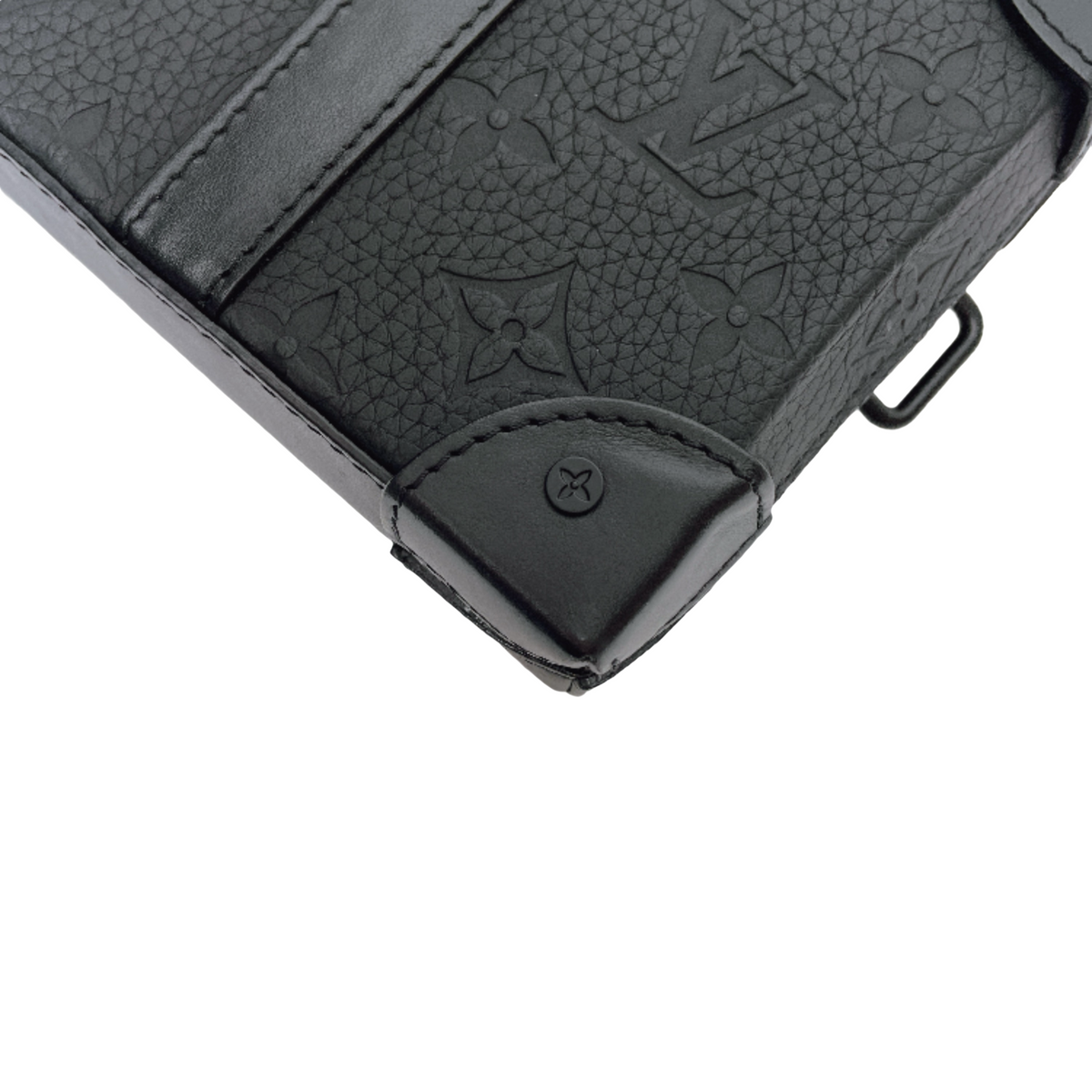 LV HANDLE SOFT TRUNK